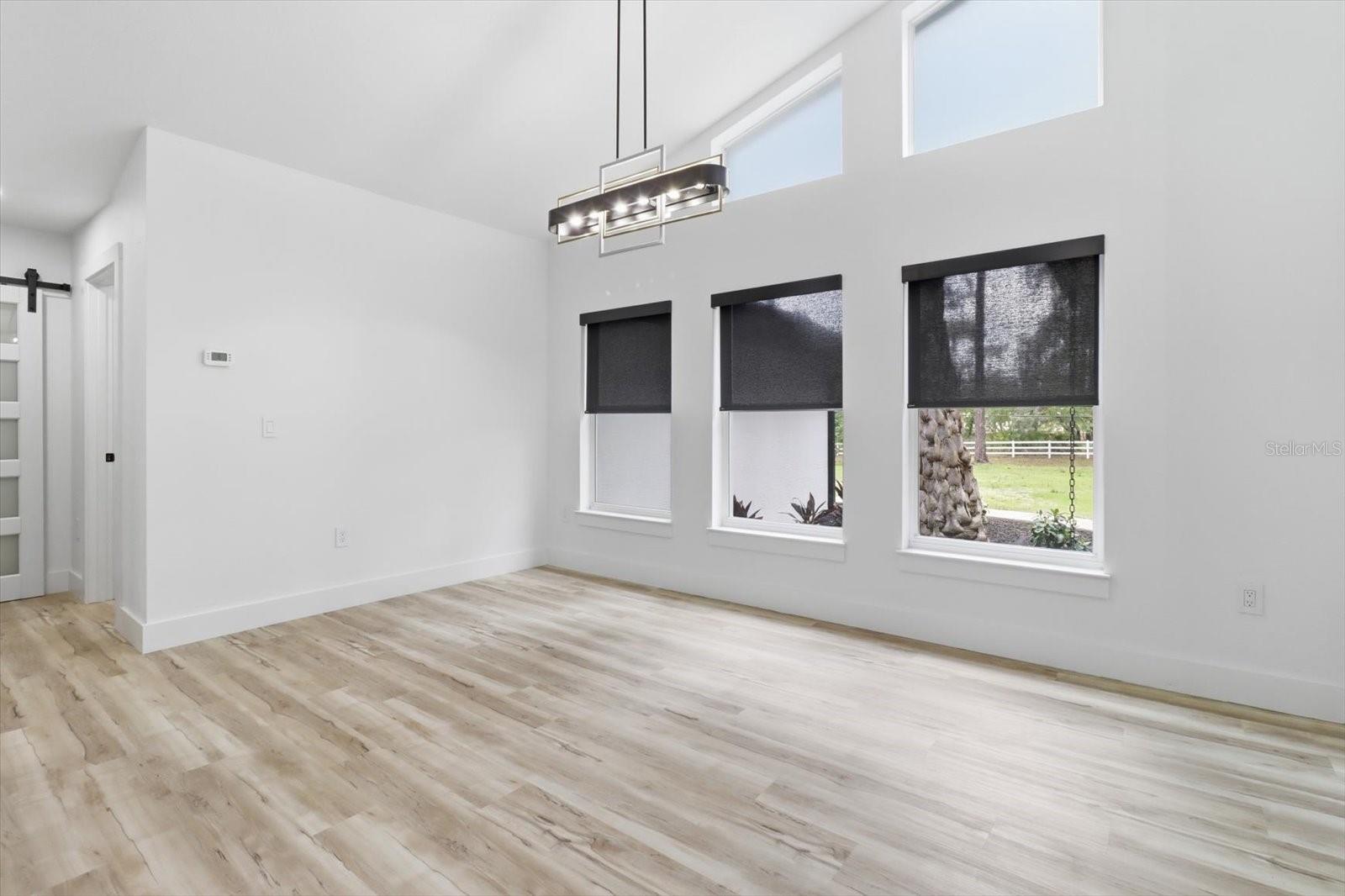 Listing photo id 7 for 2995 N Bravo Drive