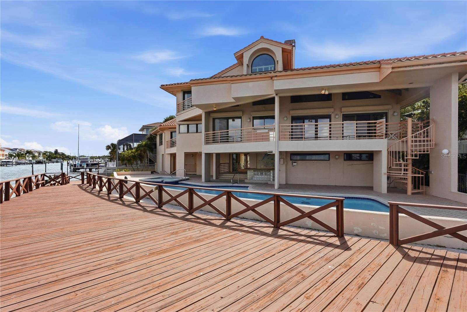 Details for 2869 Seabreeze Drive, GULFPORT, FL 33707