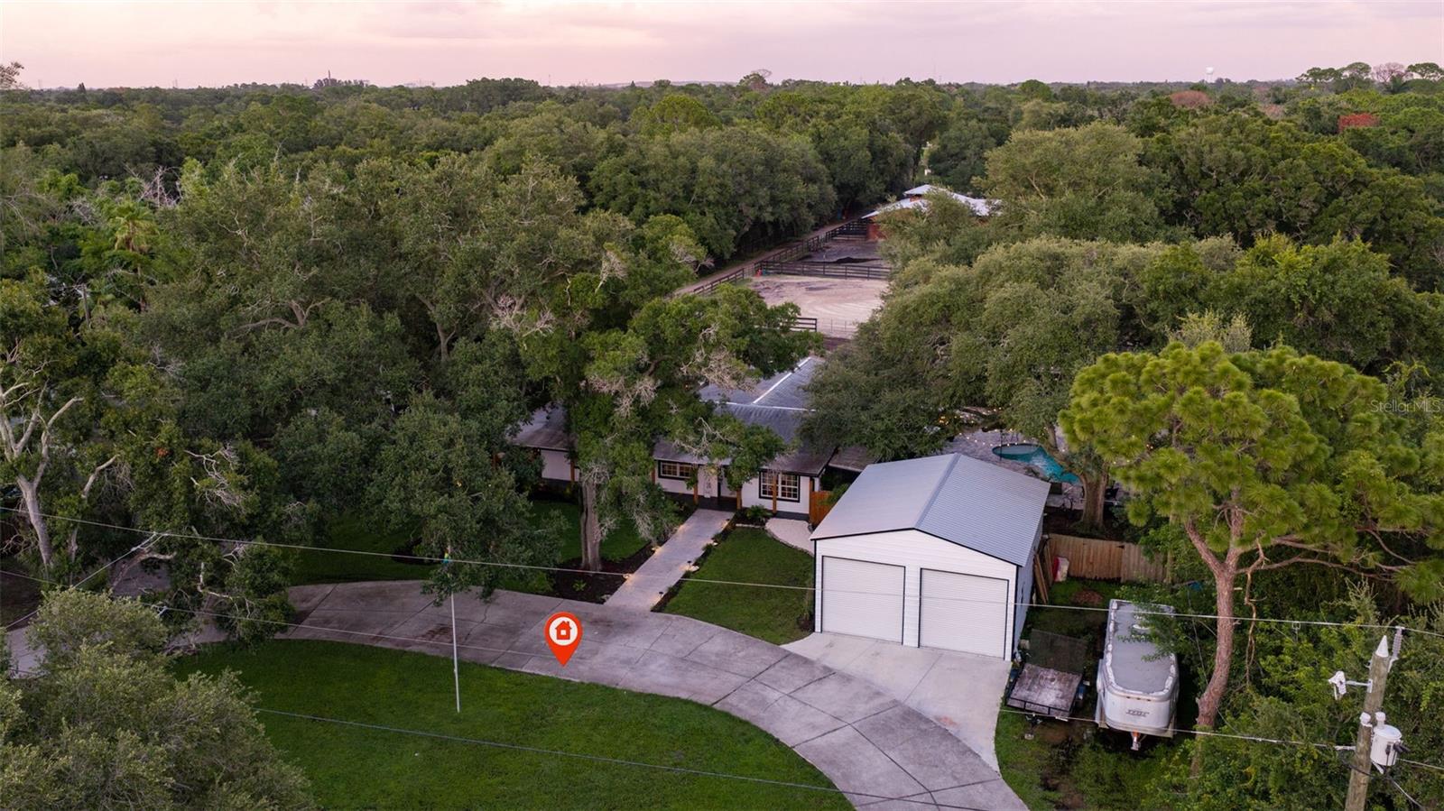 Listing photo id 55 for 8701 64th Street