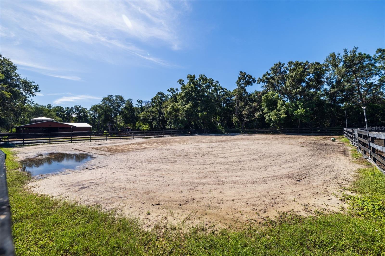 Listing photo id 72 for 8701 64th Street