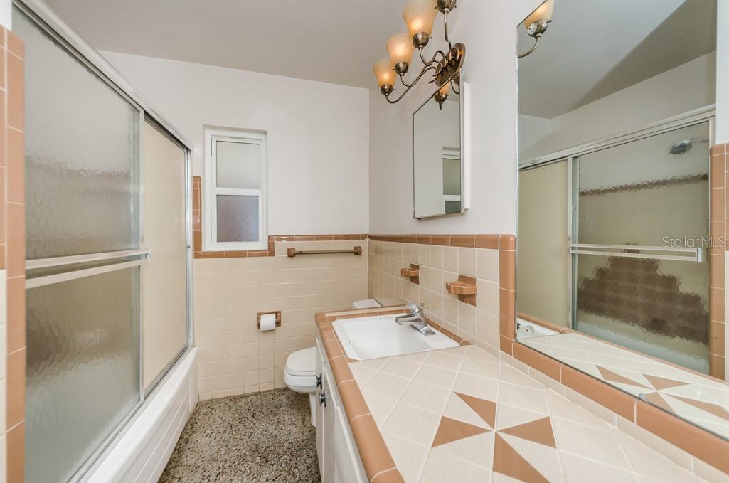 Image 13 of 21 For 5401 5th Avenue