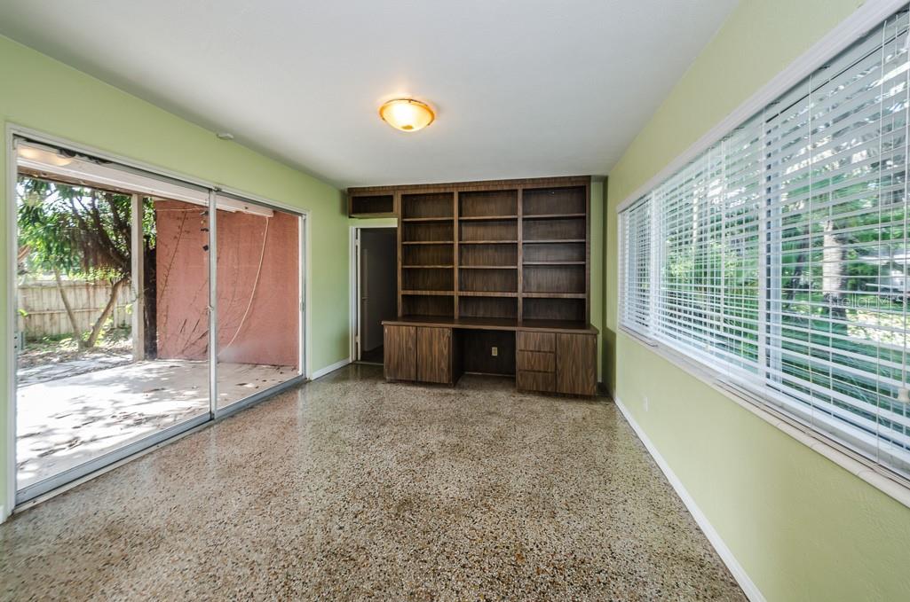 Image 6 of 21 For 5401 5th Avenue