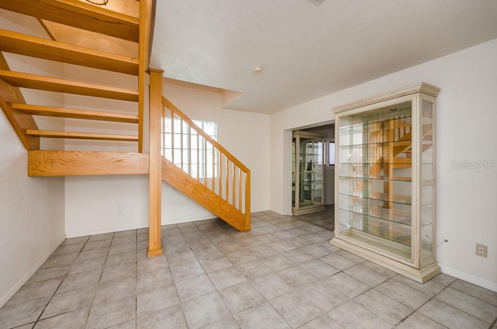Image 8 of 21 For 5401 5th Avenue