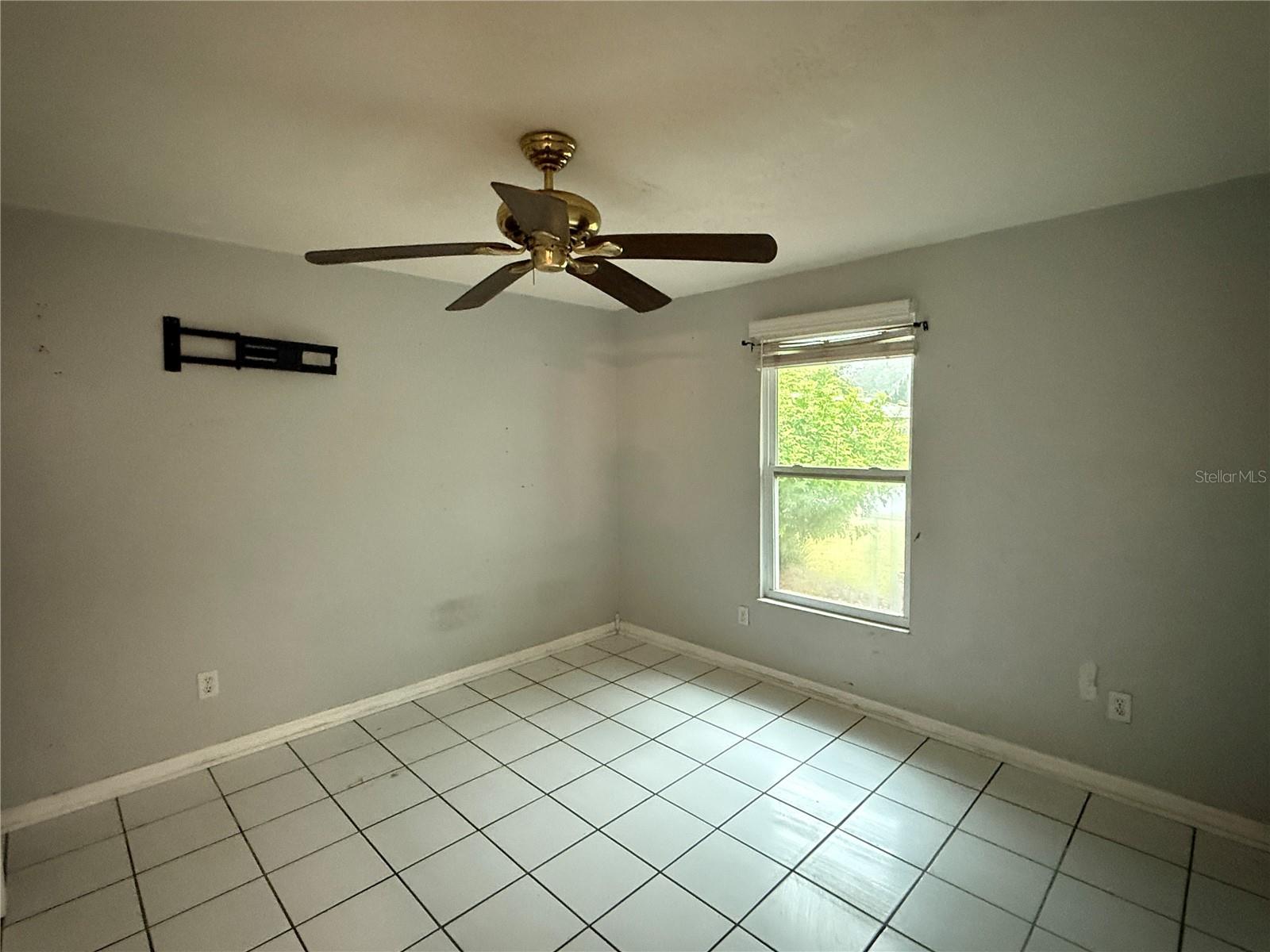 Image 23 of 29 For 5521 Redhawk Drive
