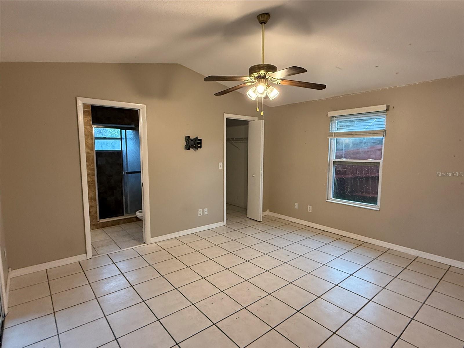 Image 26 of 29 For 5521 Redhawk Drive