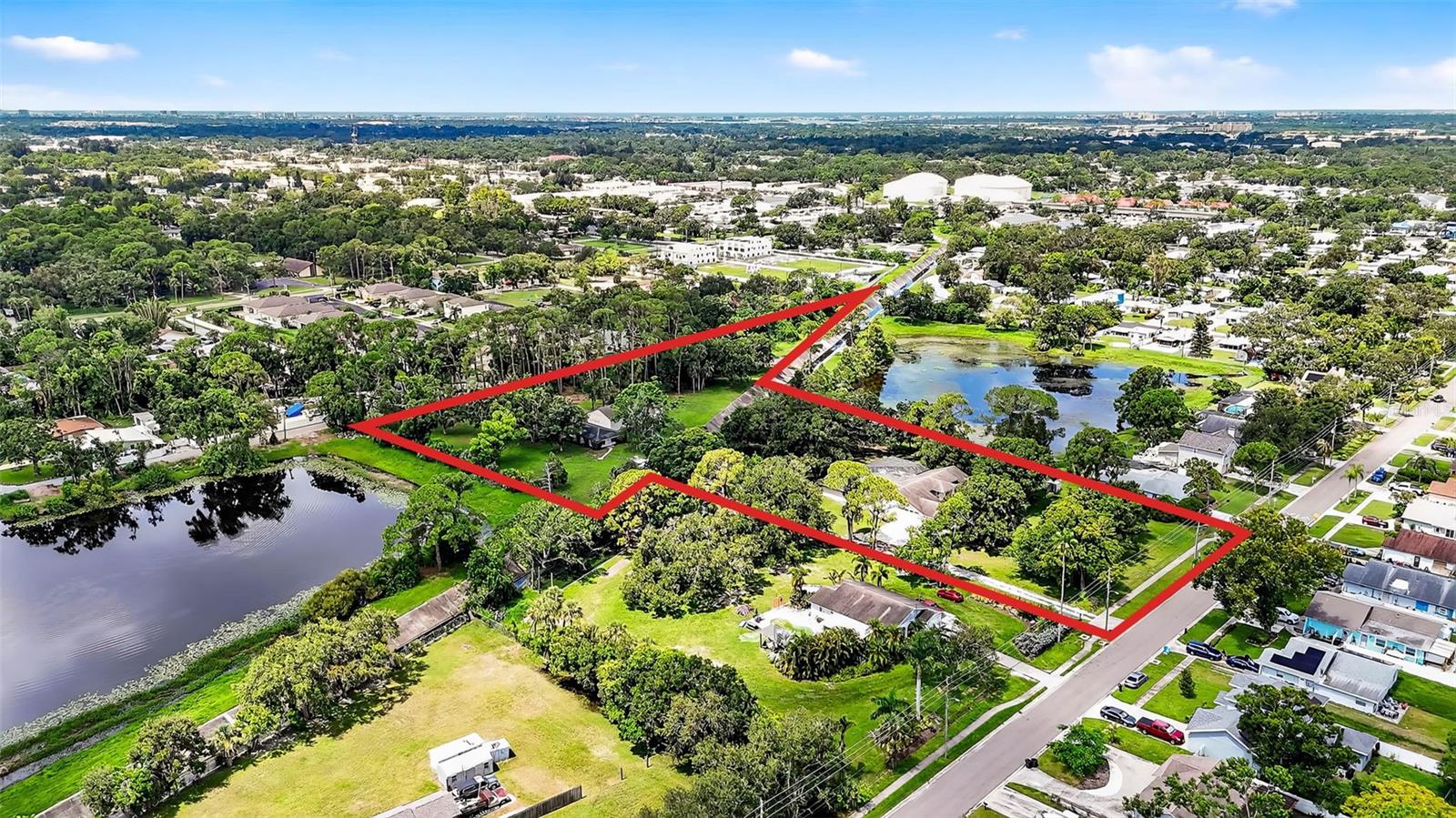 Listing photo id 54 for 6320 66th Avenue