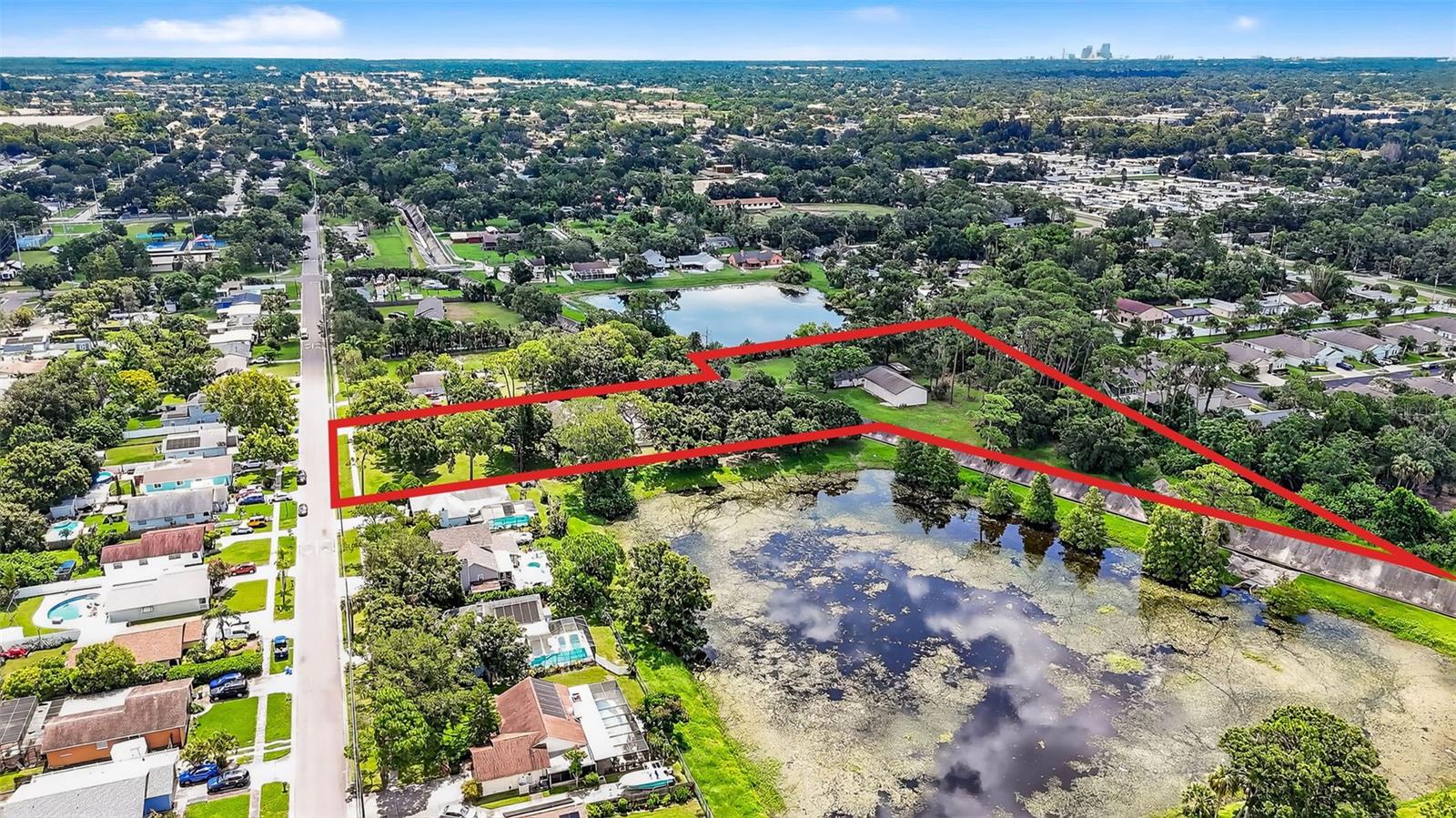 Listing photo id 57 for 6320 66th Avenue
