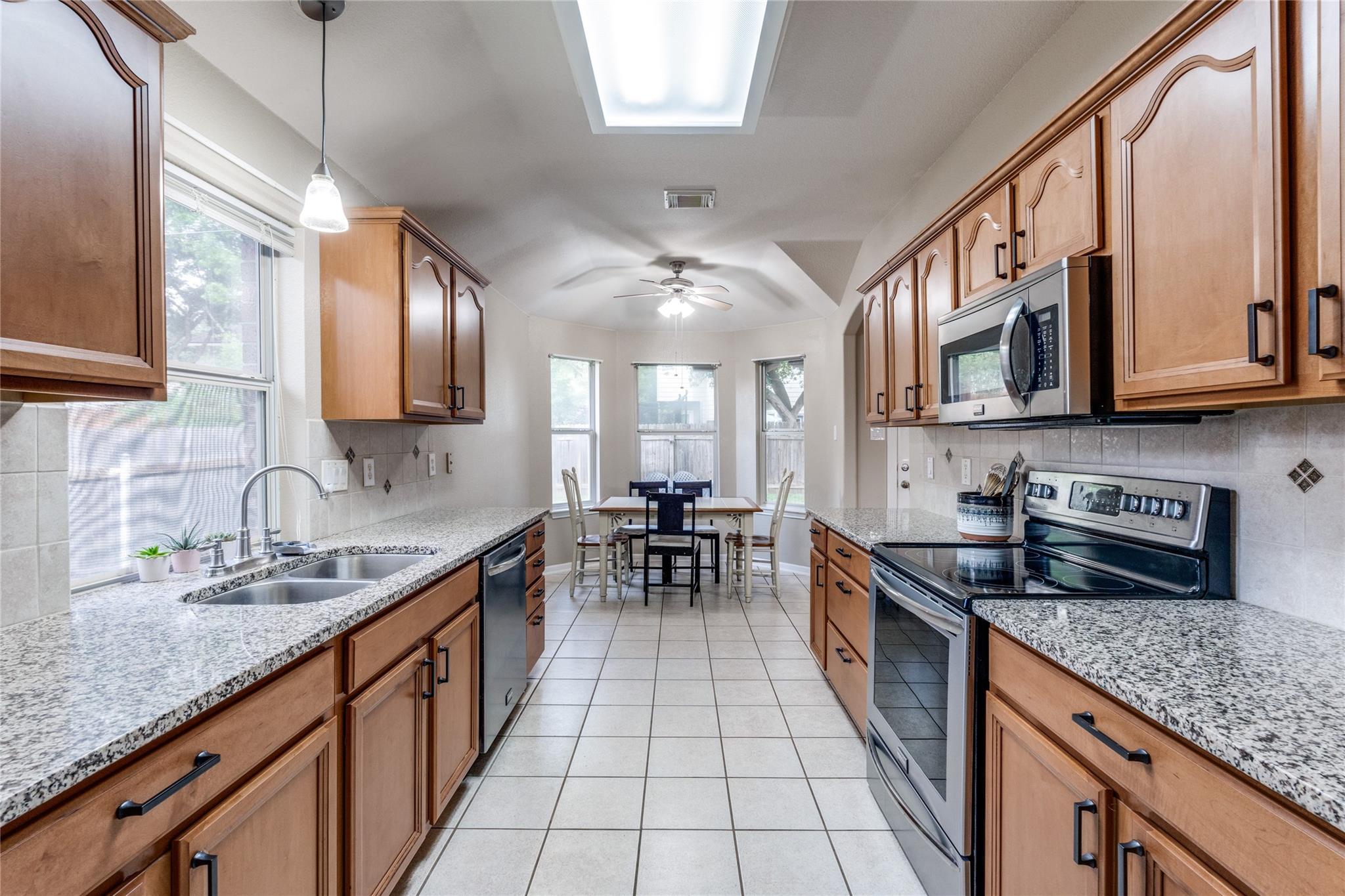 Image 15 of 37 For 1083 Running River