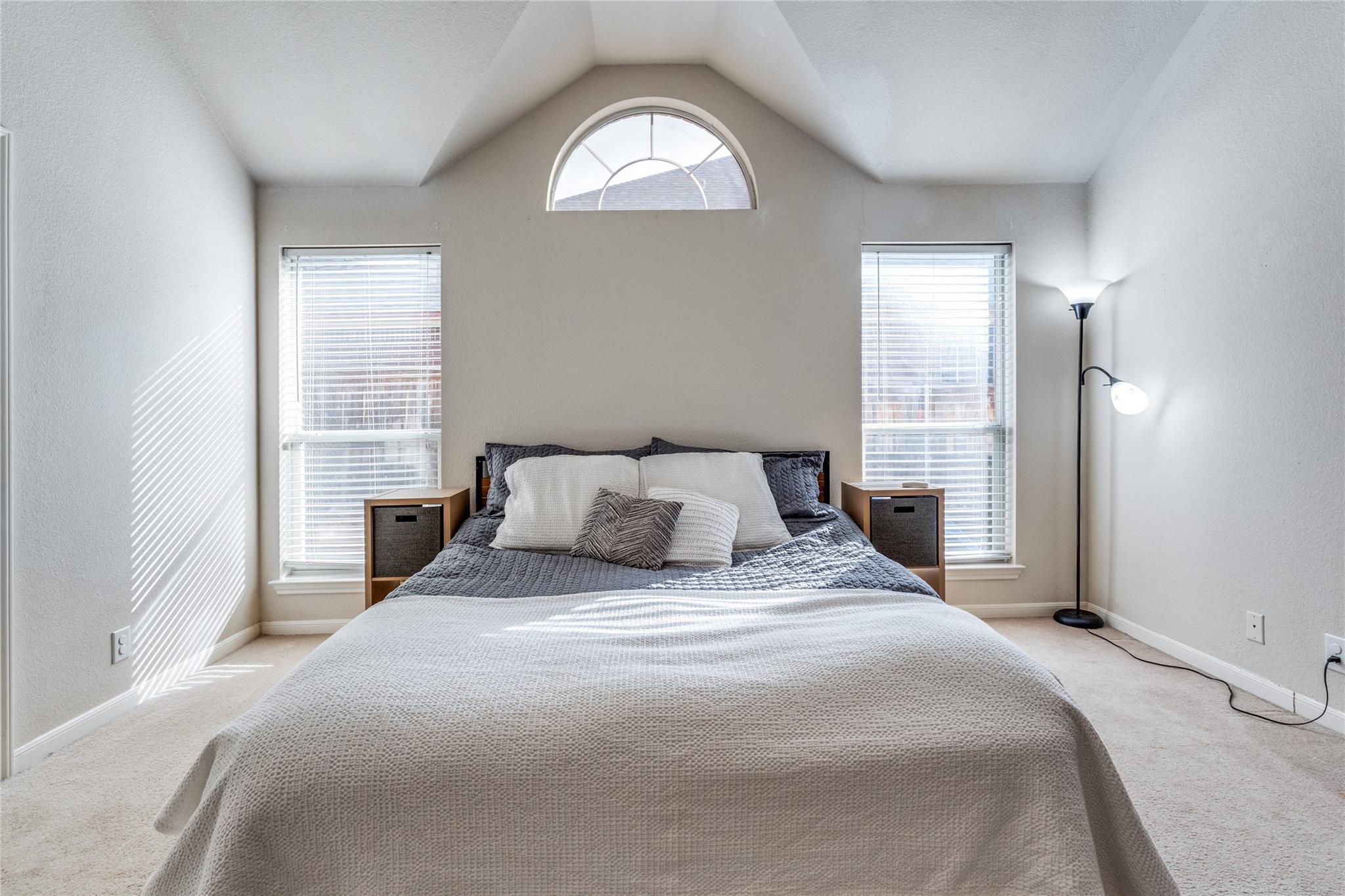 Image 19 of 37 For 1083 Running River