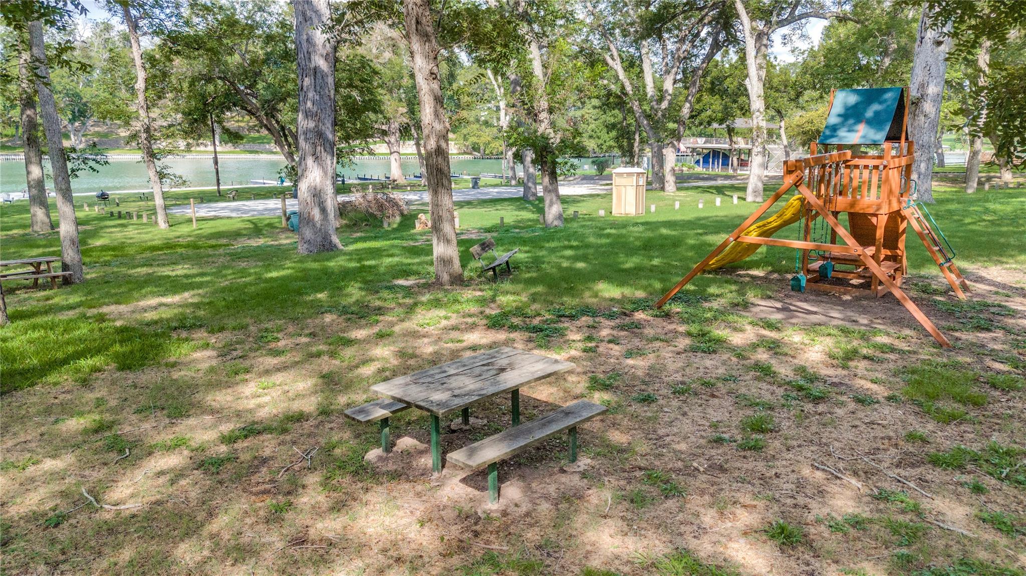 Image 34 of 37 For 1083 Running River