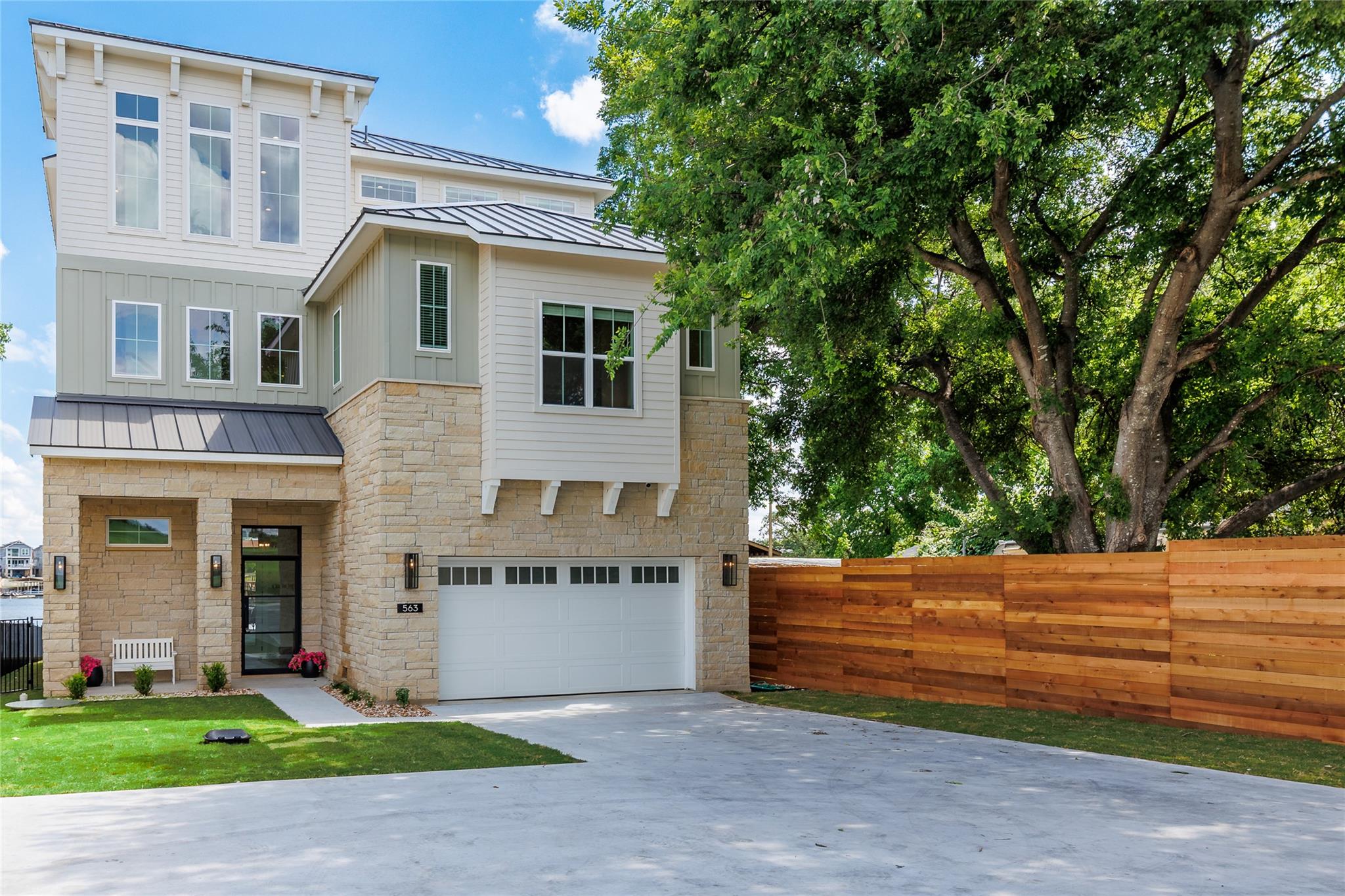 Image 10 of 40 For 563 Ellen Williams Loop