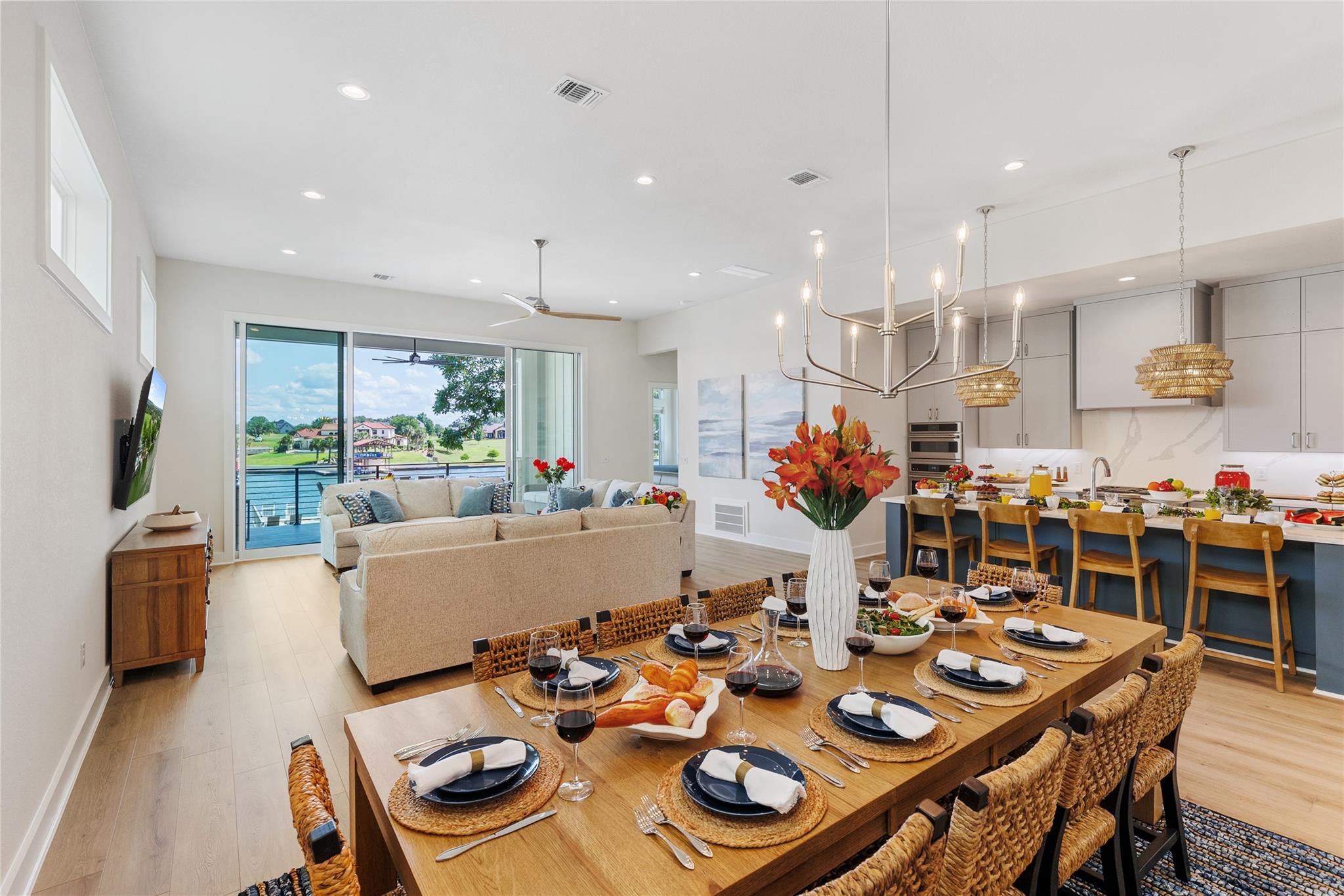 Image 16 of 40 For 563 Ellen Williams Loop