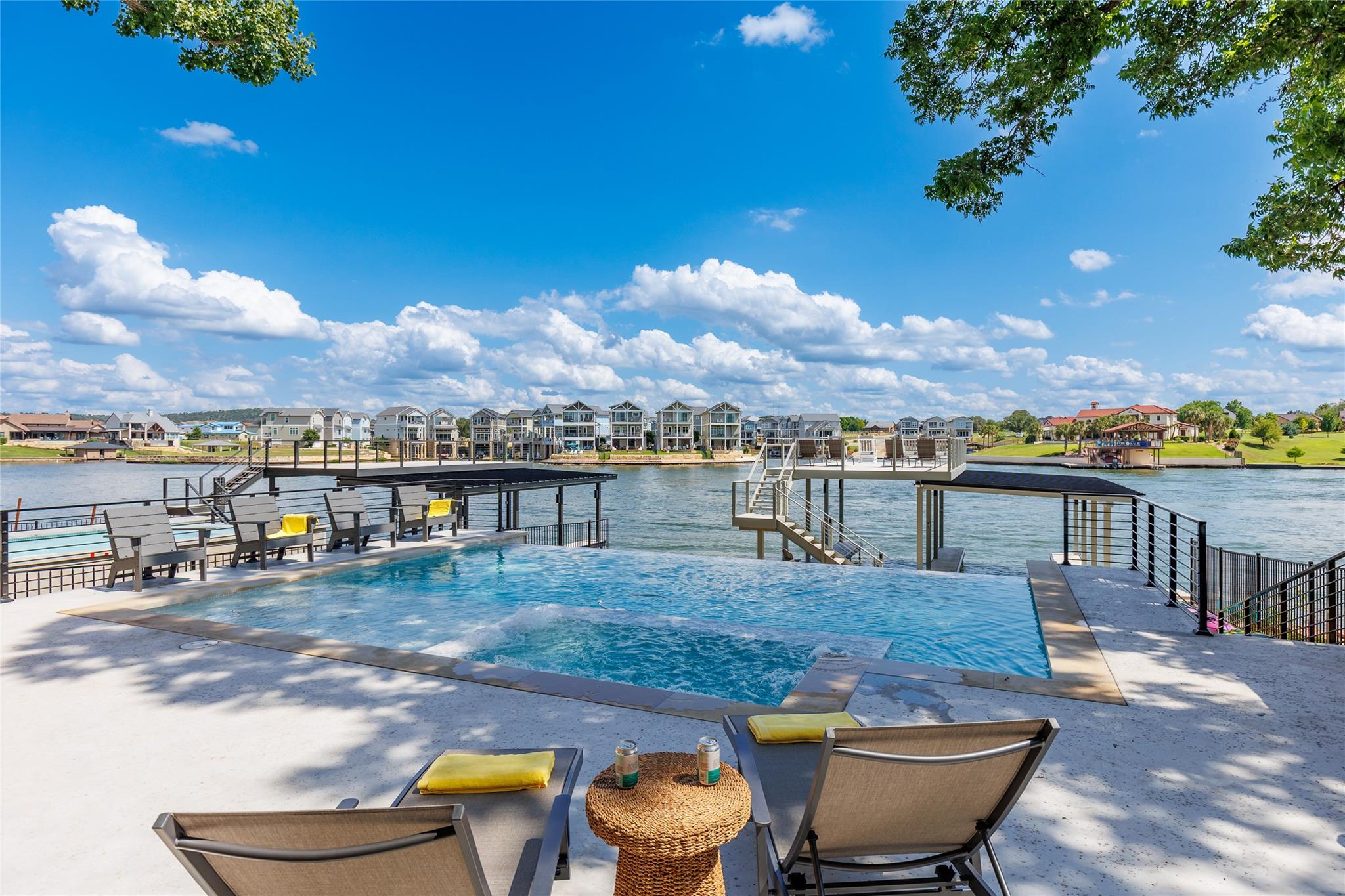 Image 5 of 40 For 563 Ellen Williams Loop