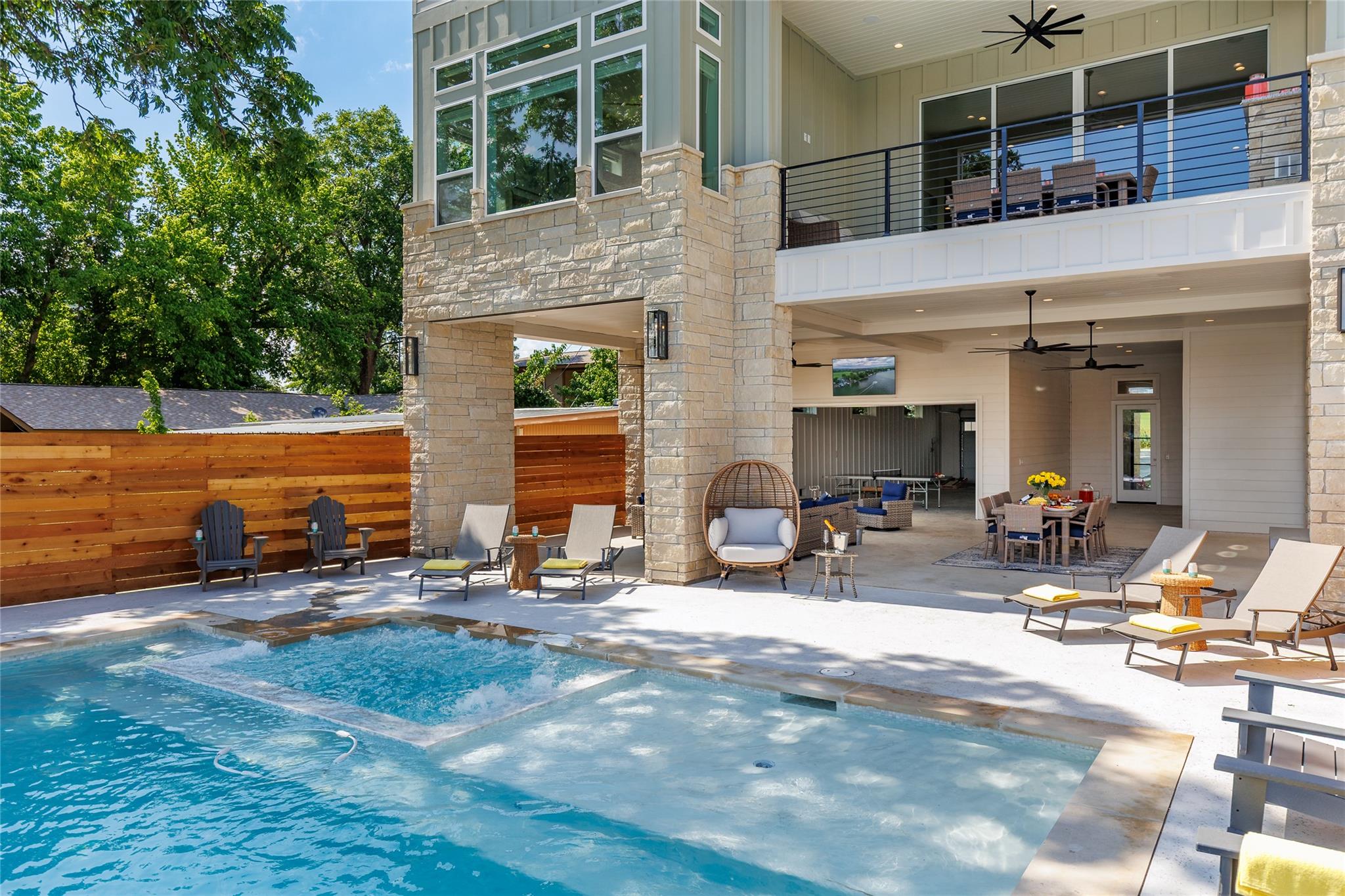 Image 6 of 40 For 563 Ellen Williams Loop