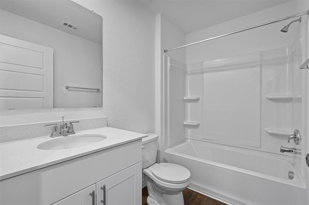 Image 15 of 36 For 812 Heartseed Ave