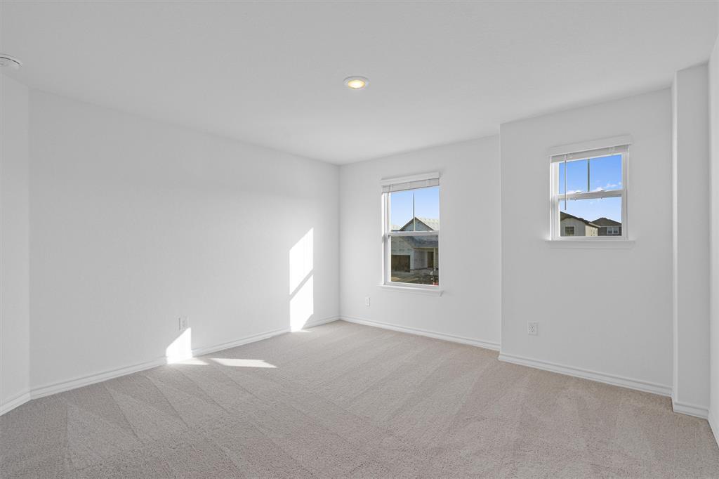 Image 26 of 36 For 812 Heartseed Ave