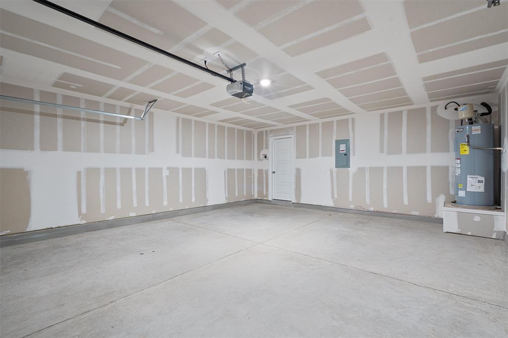 Image 33 of 36 For 812 Heartseed Ave