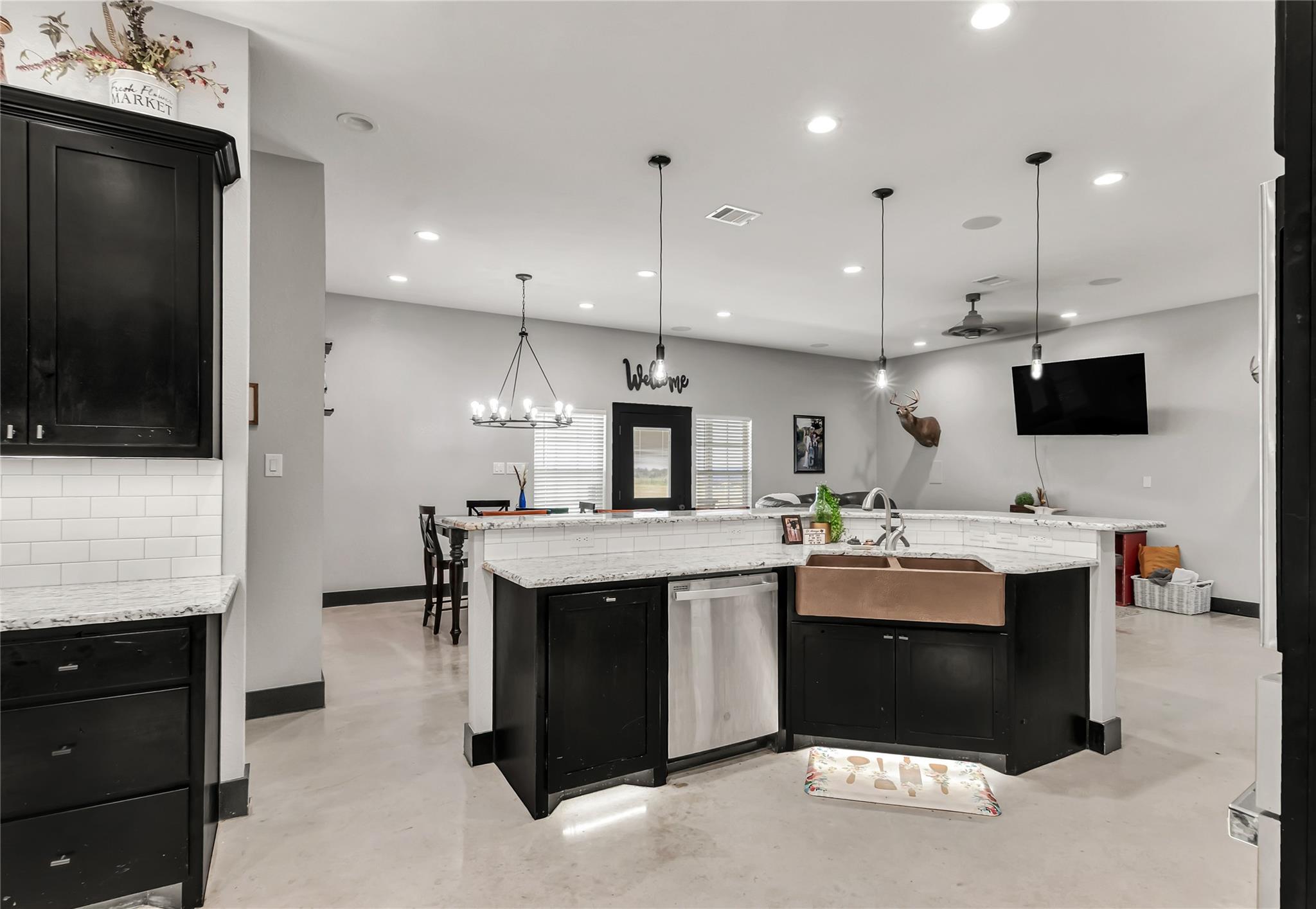 Image 13 of 34 For 6731 Fm 908  