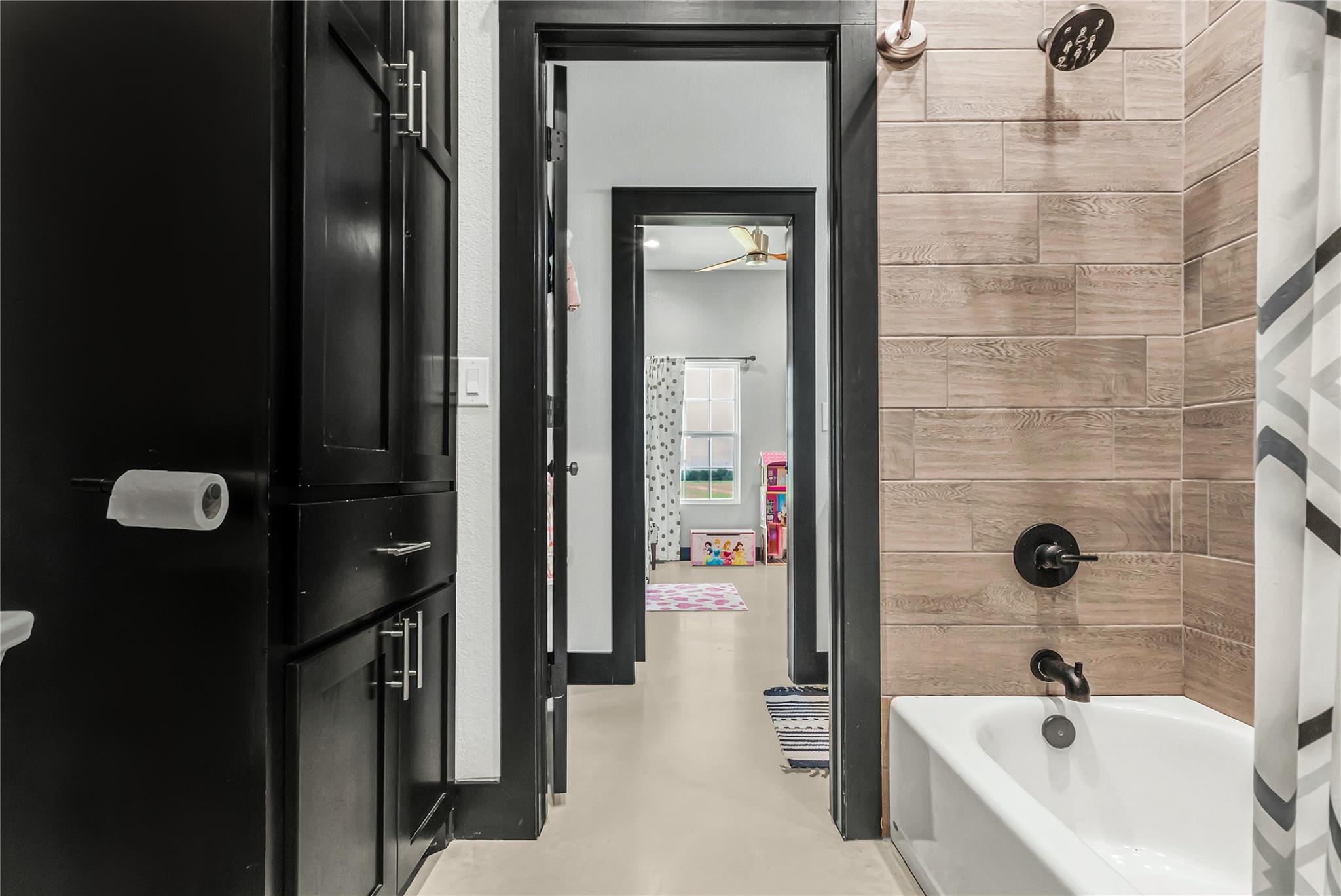 Image 26 of 34 For 6731 Fm 908  