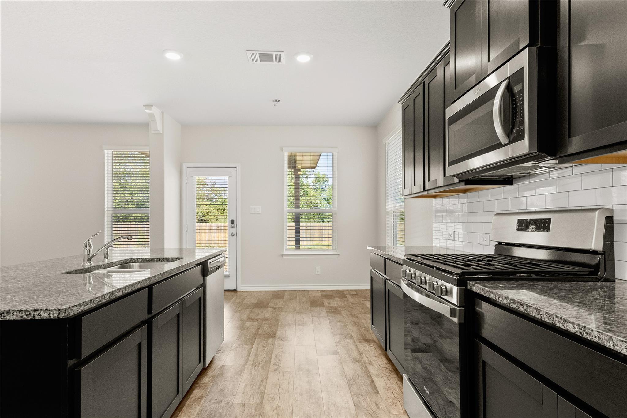 Image 8 of 20 For 451 Butterfly Bush Ct