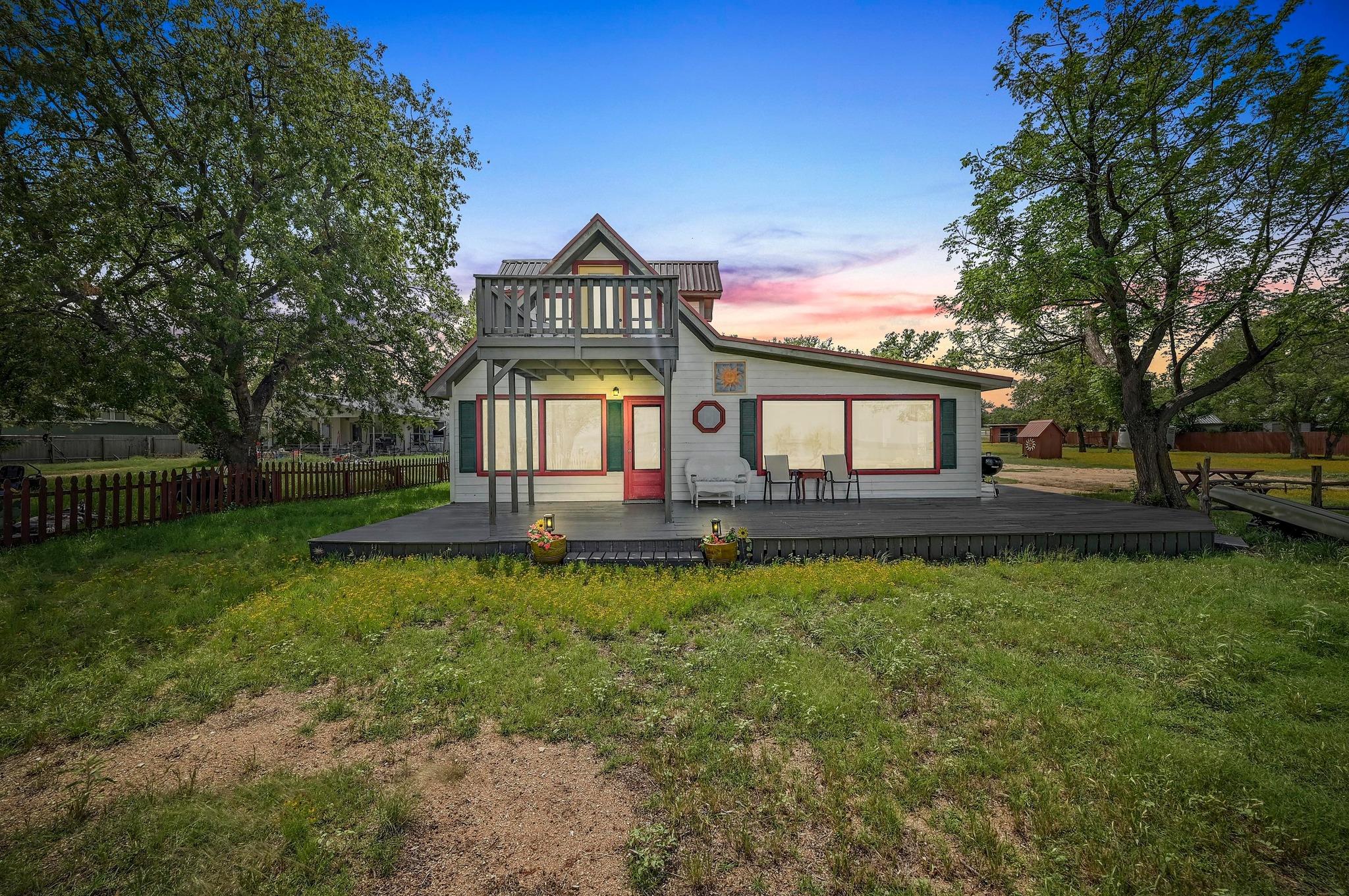 Details for 734 Island Dr, Bluffton, TX 78607