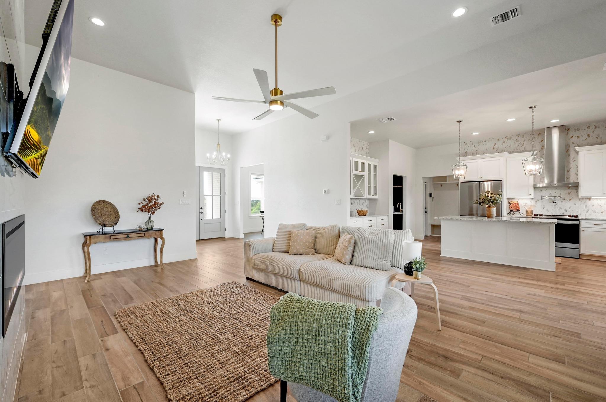 Image 10 of 40 For 105 Jacob Dearing St