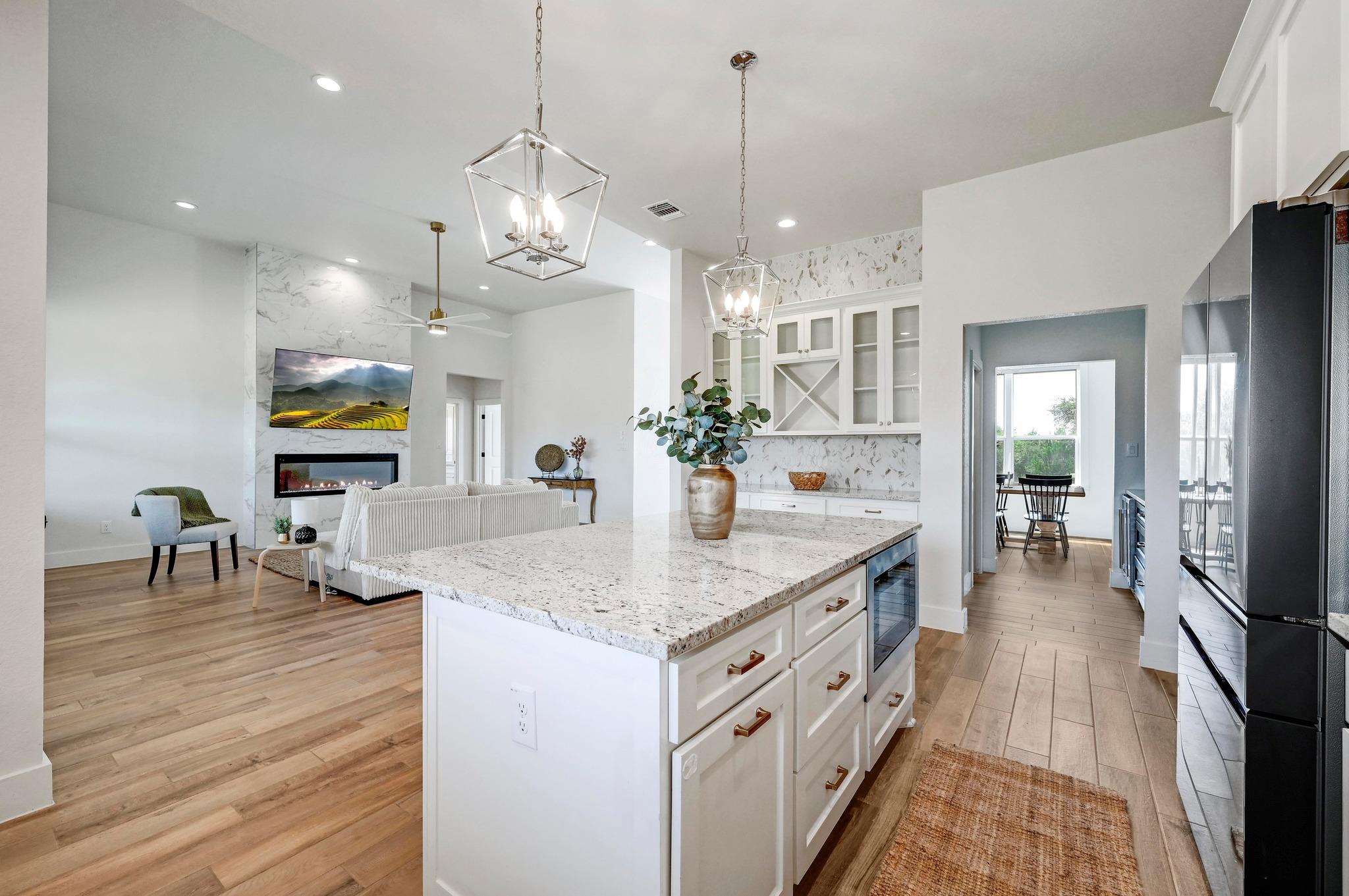 Image 13 of 40 For 105 Jacob Dearing St