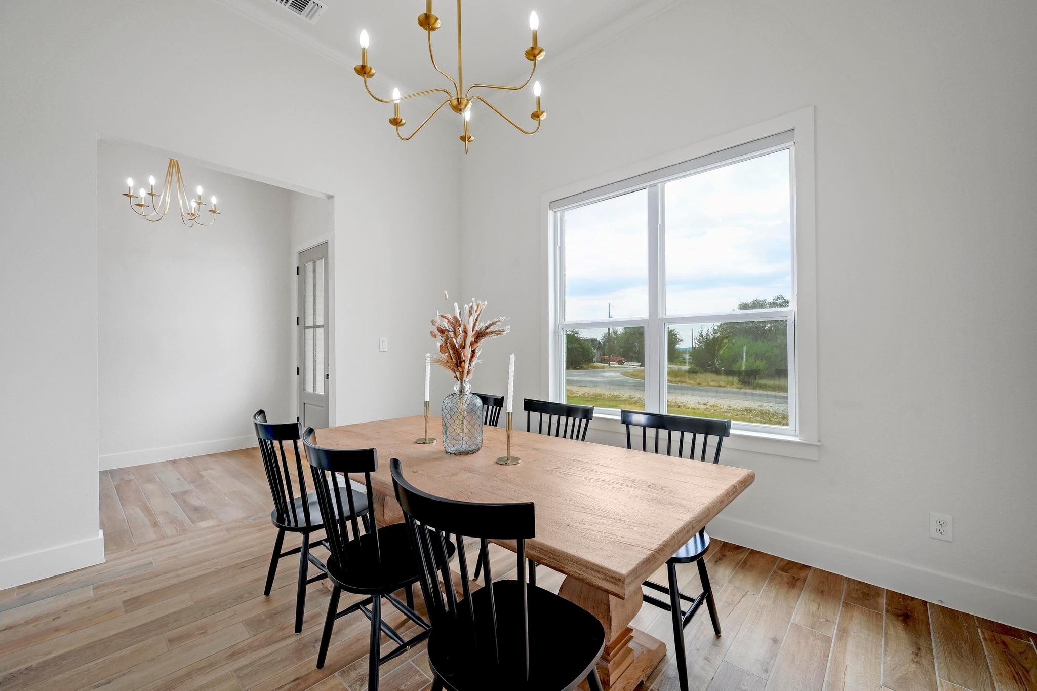 Image 18 of 40 For 105 Jacob Dearing St