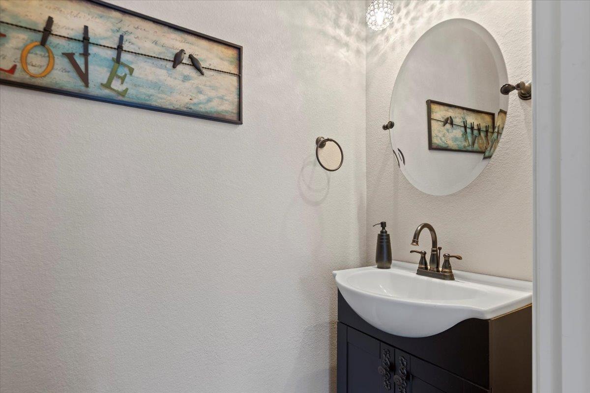 Image 27 of 40 For 178 Pine Tree Loop