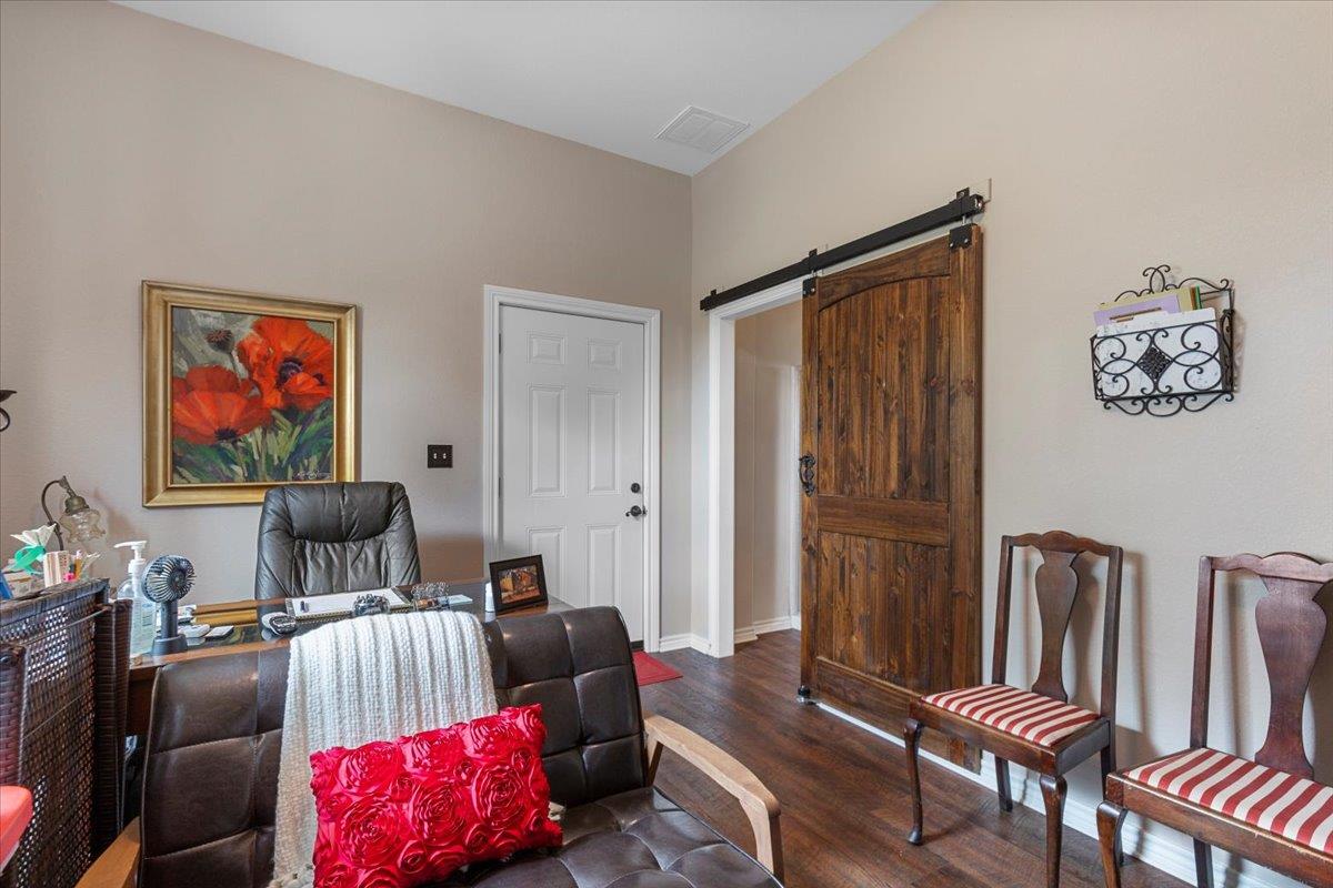 Image 29 of 40 For 178 Pine Tree Loop