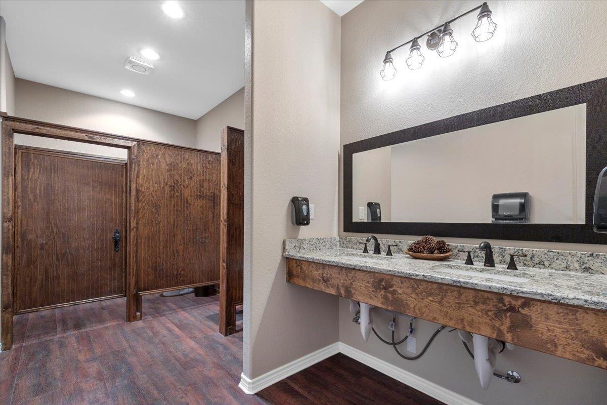 Image 31 of 40 For 178 Pine Tree Loop