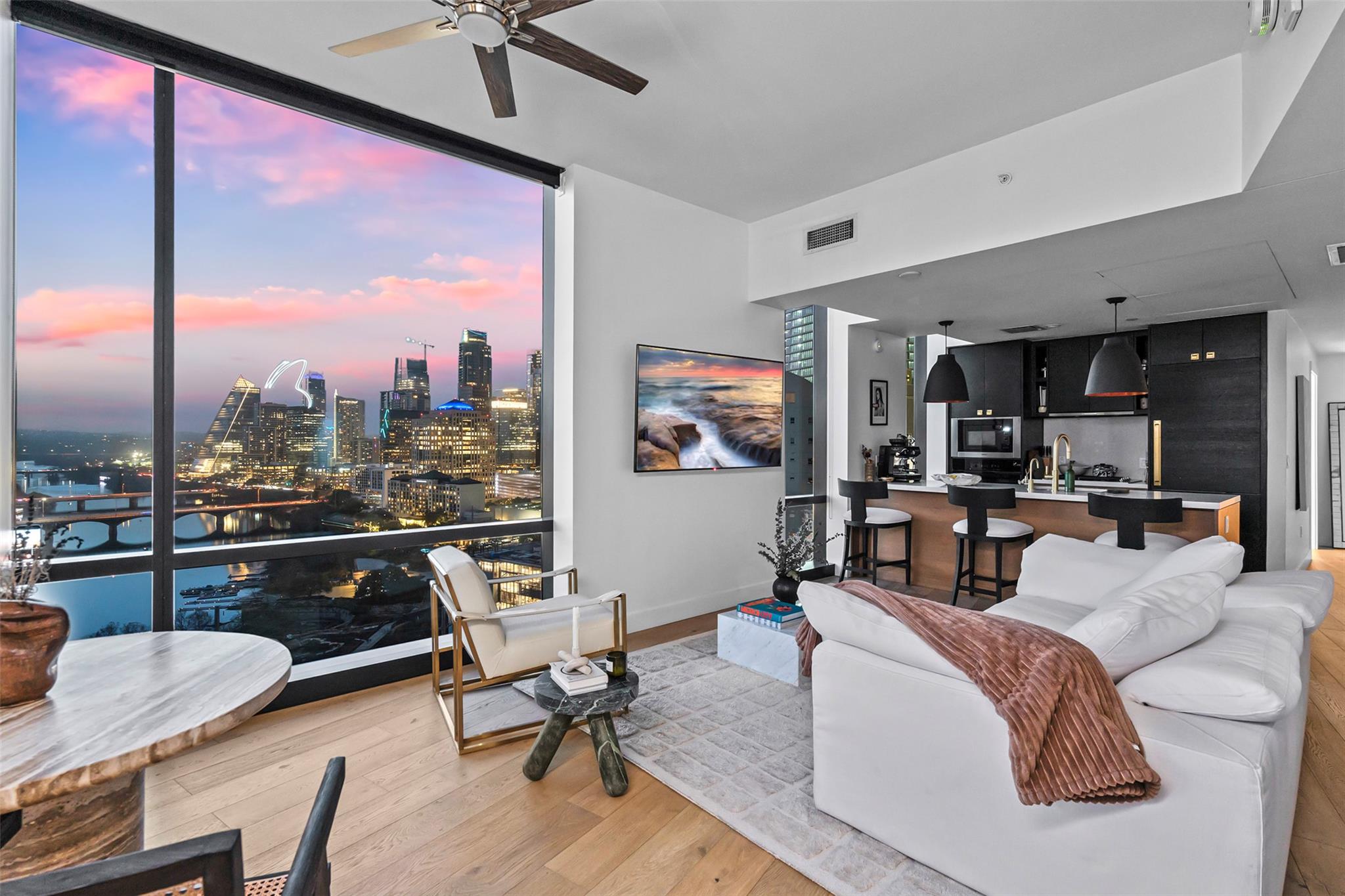 Details for 70 Rainey St 1802, Austin, TX 78701