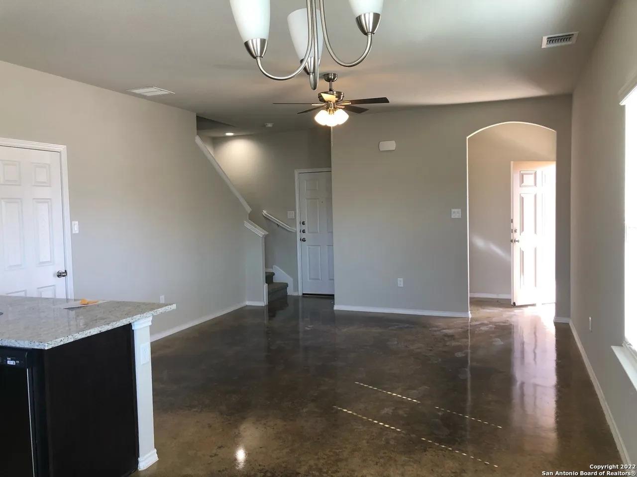 Image 2 of 15 For 1500 Lucille St St