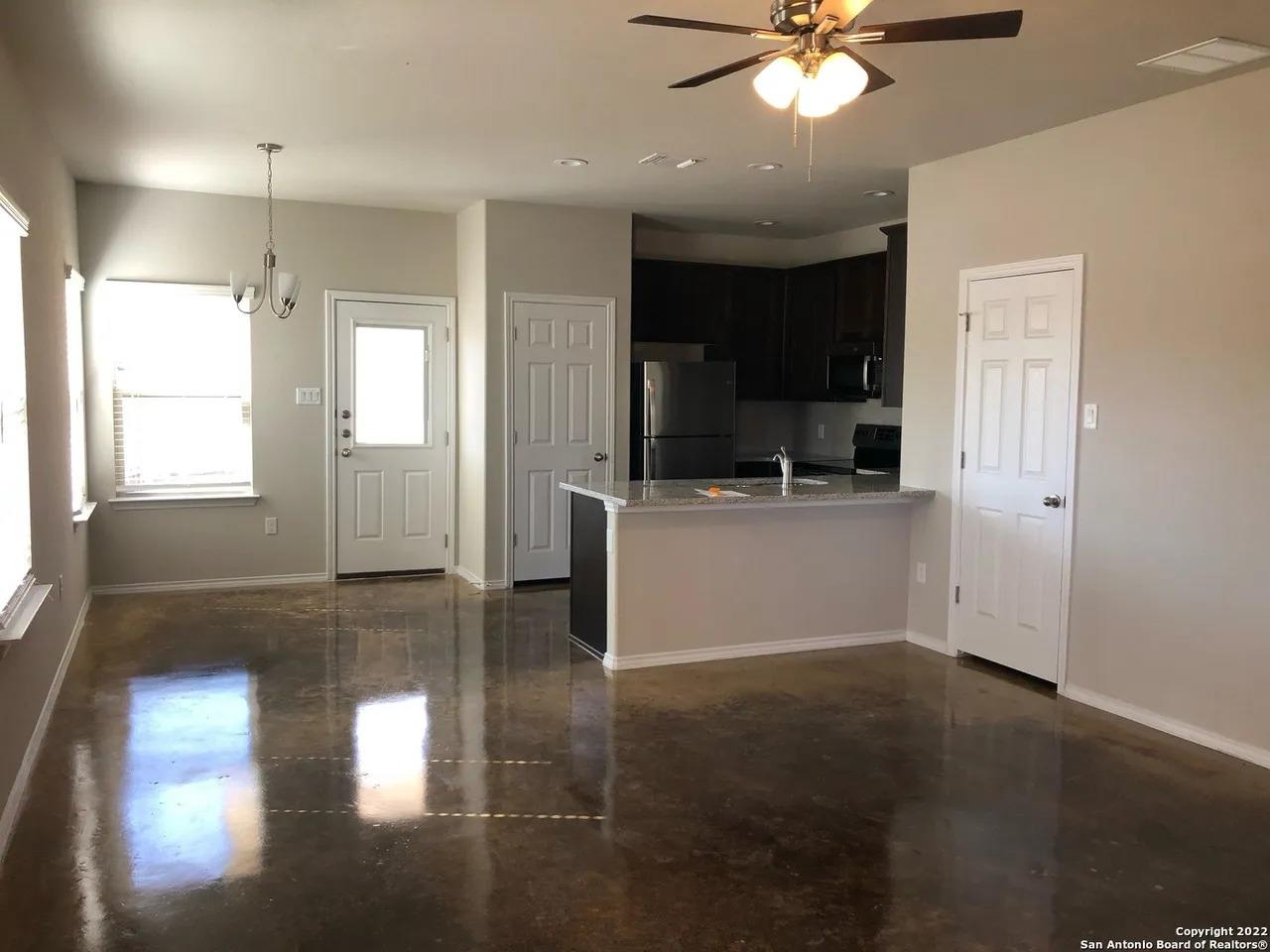 Image 3 of 15 For 1500 Lucille St St