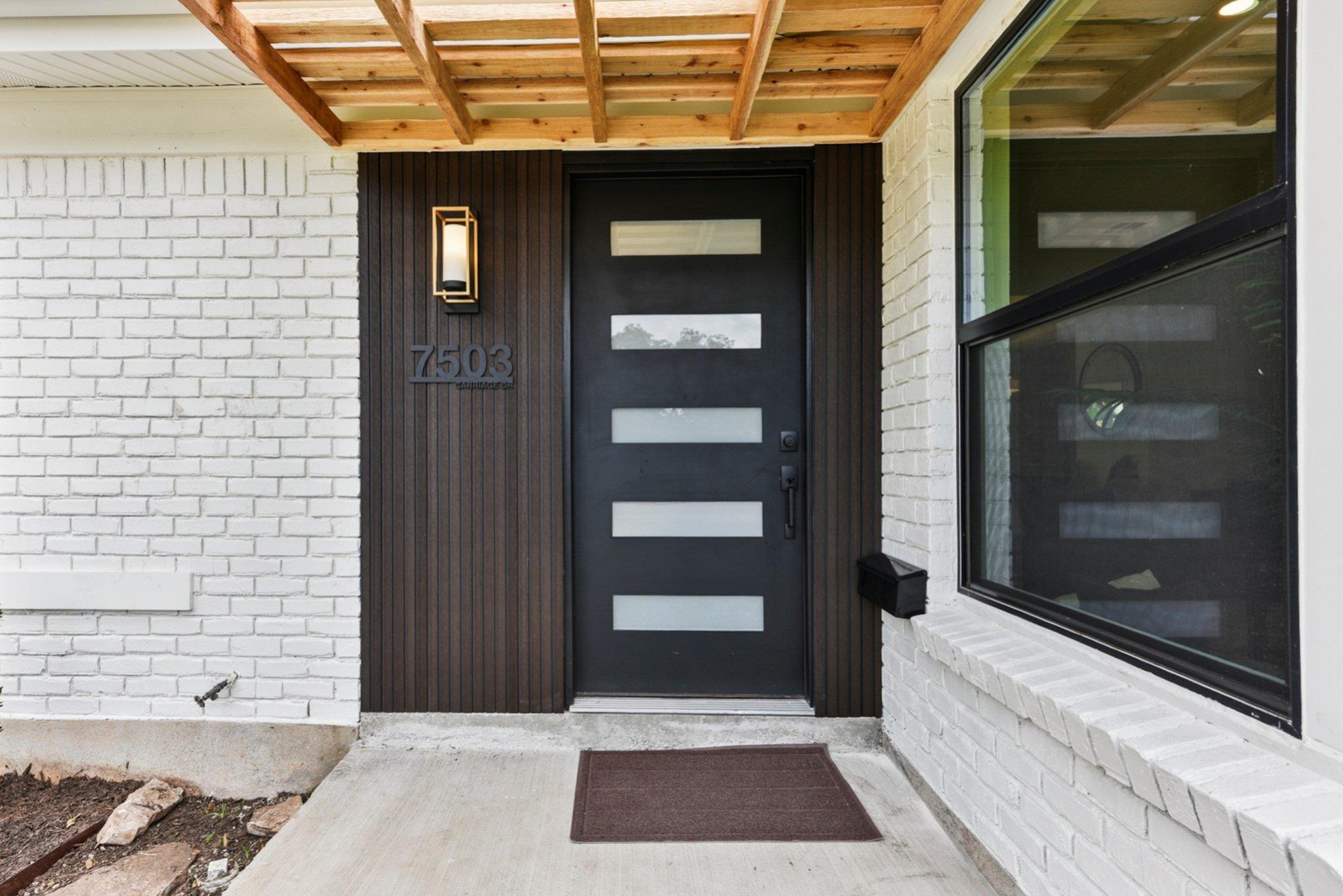 Image 2 of 39 For 7503 Carriage Dr