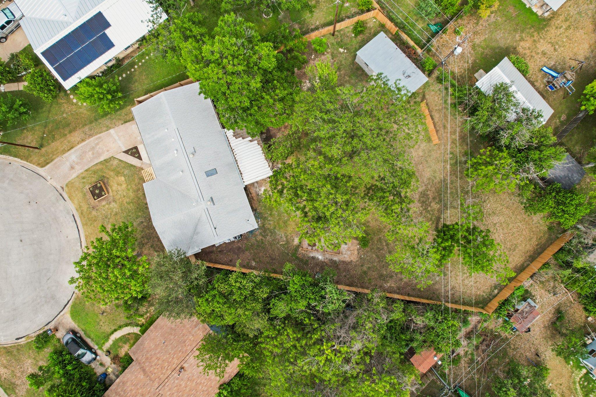 Image 36 of 39 For 7503 Carriage Dr