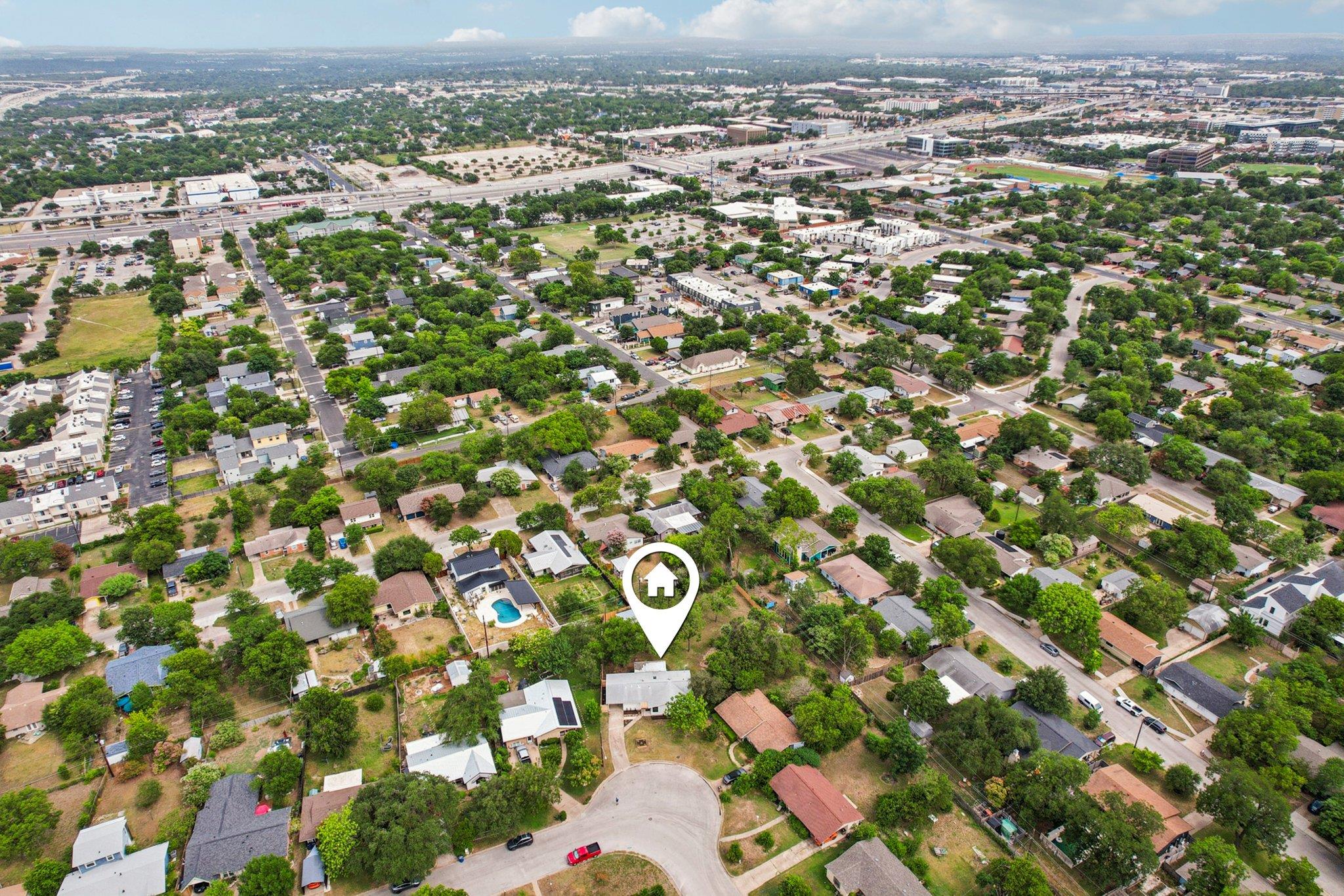 Image 38 of 39 For 7503 Carriage Dr