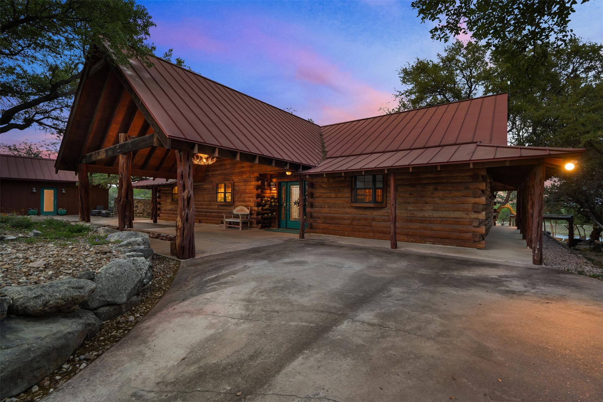 Image 21 of 40 For 101 Rolling Hills Rd