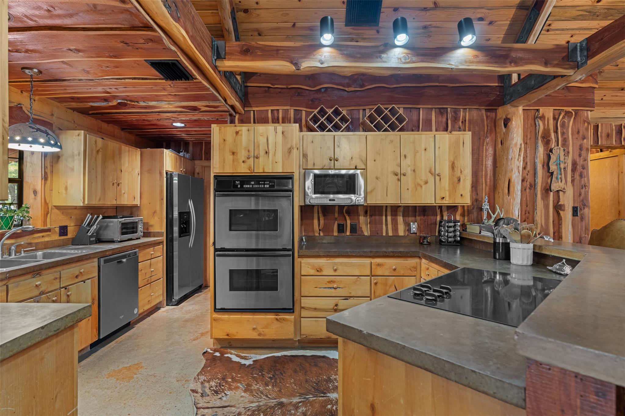 Image 23 of 40 For 101 Rolling Hills Rd