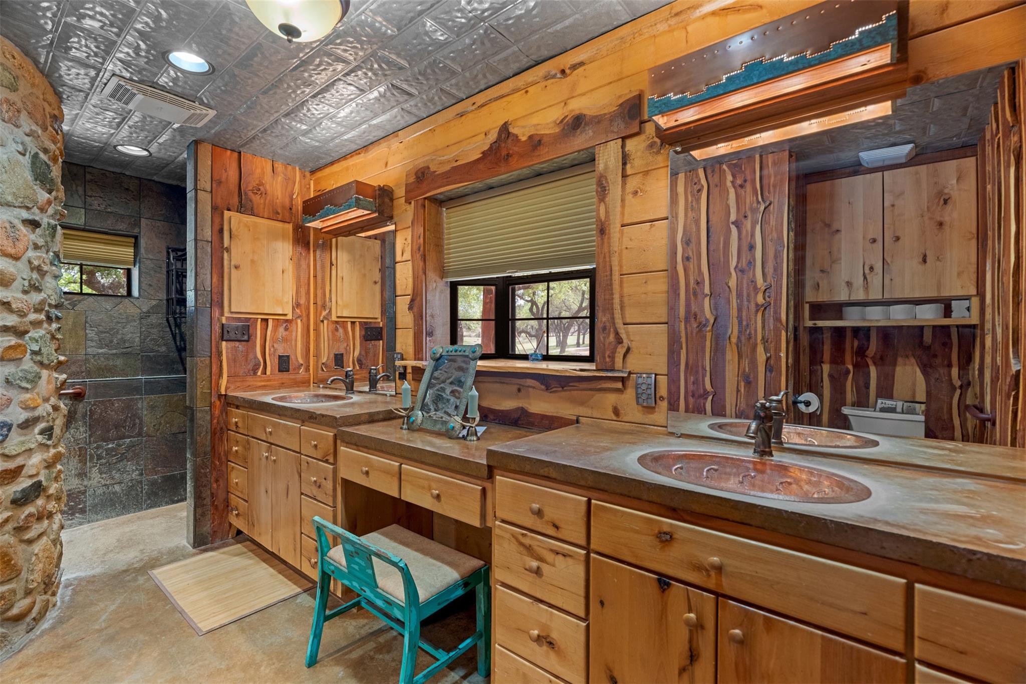 Image 25 of 40 For 101 Rolling Hills Rd