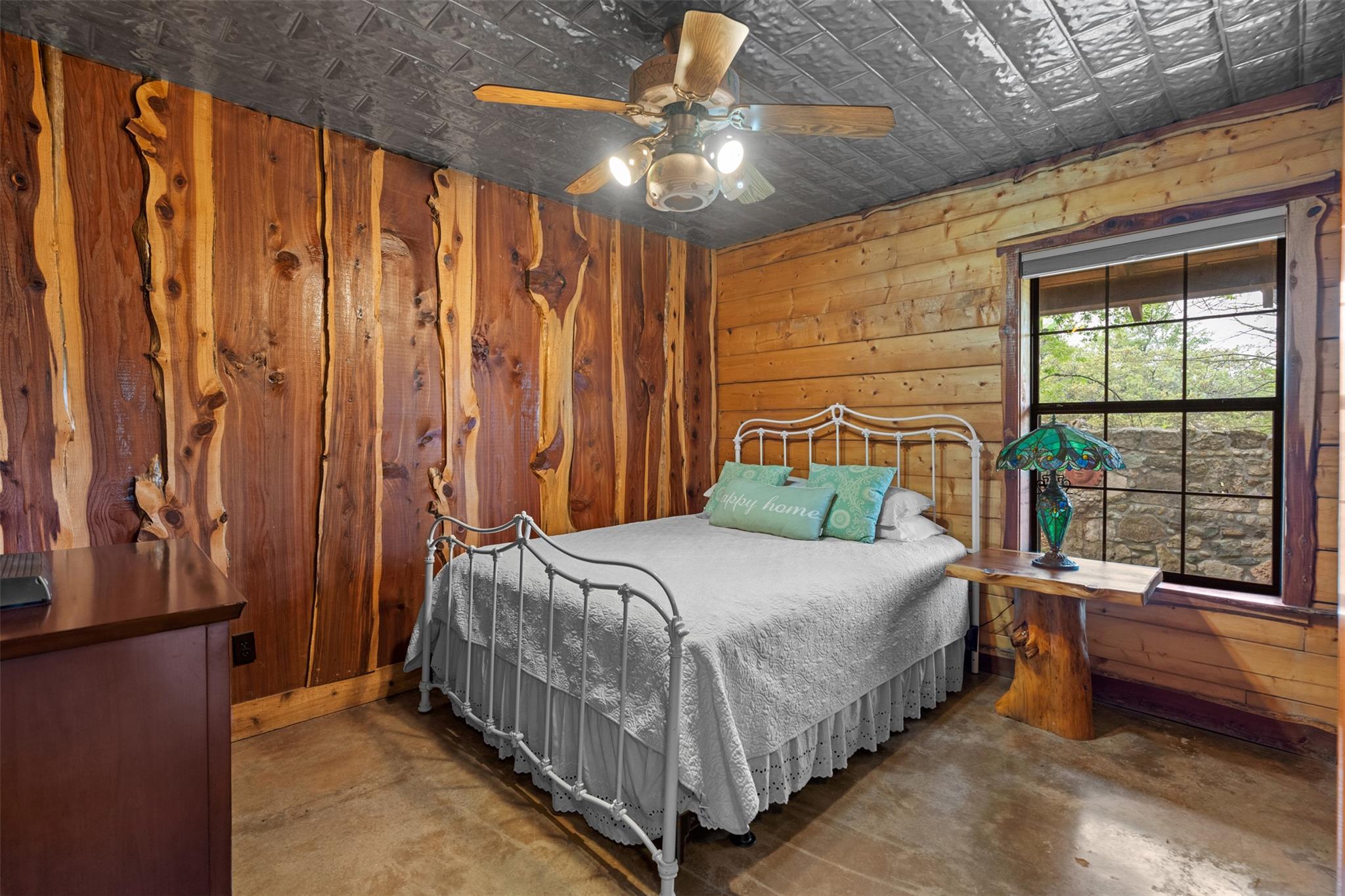 Image 26 of 40 For 101 Rolling Hills Rd