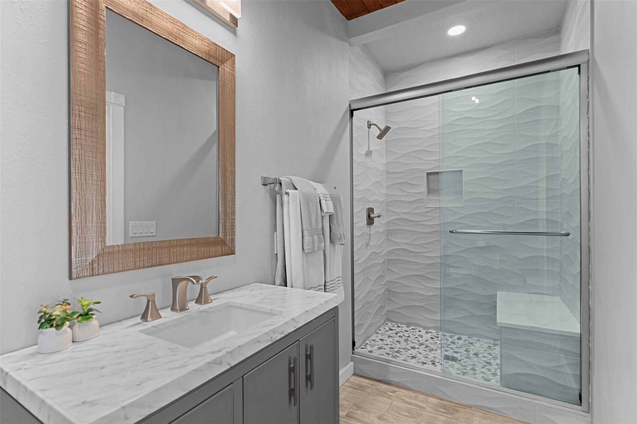 Image 33 of 40 For 101 Rolling Hills Rd