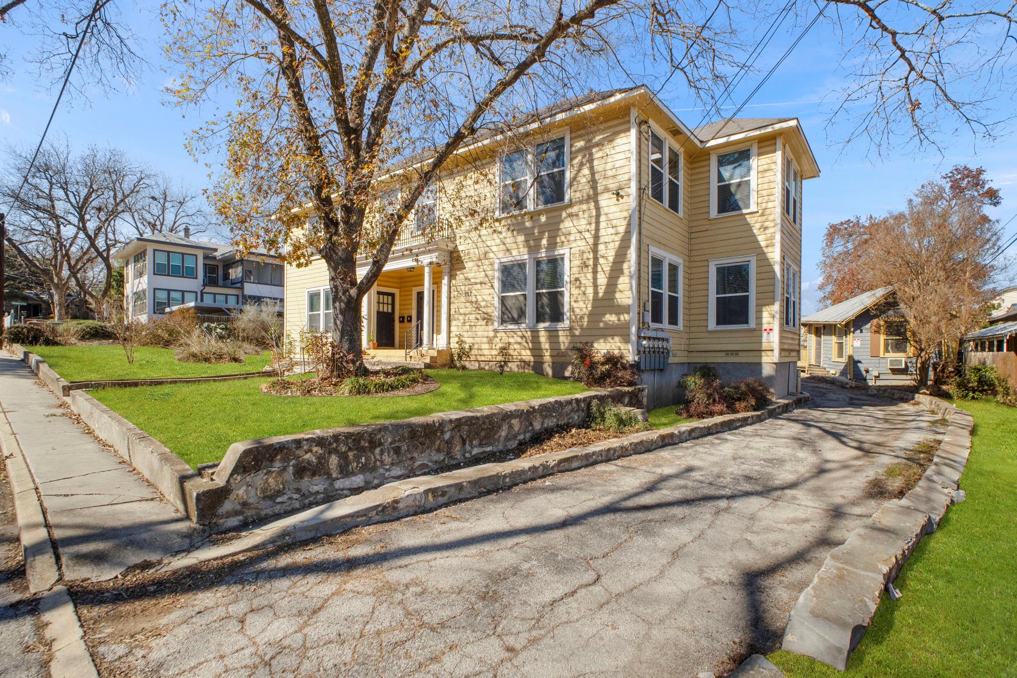 Details for 107 Willim St, San Antonio, TX 78209