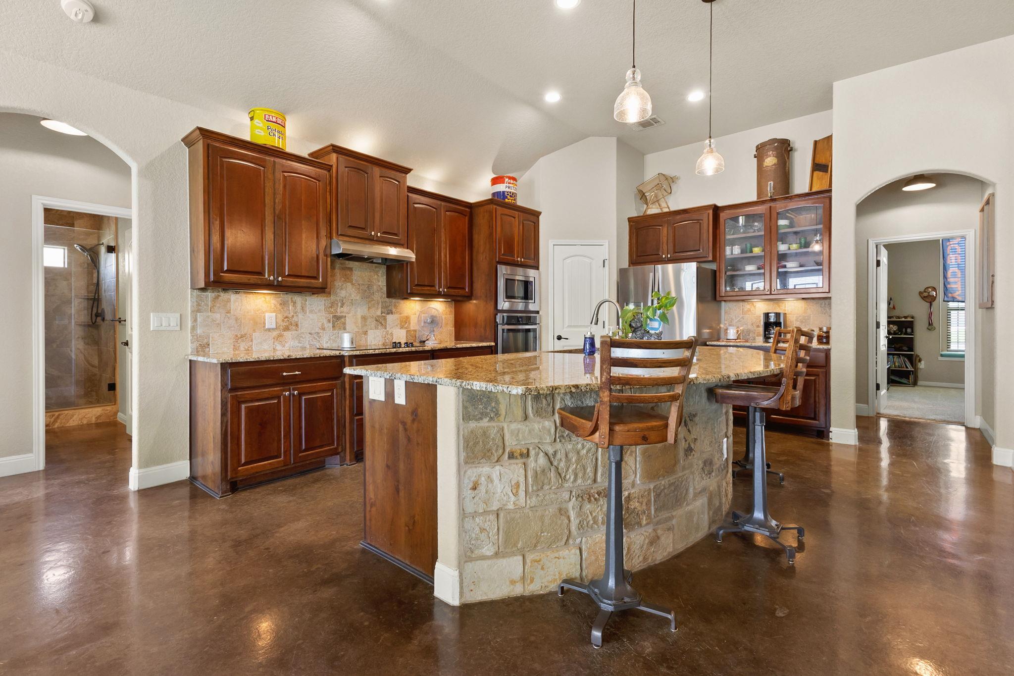 Image 11 of 32 For 2298 Sungate Dr