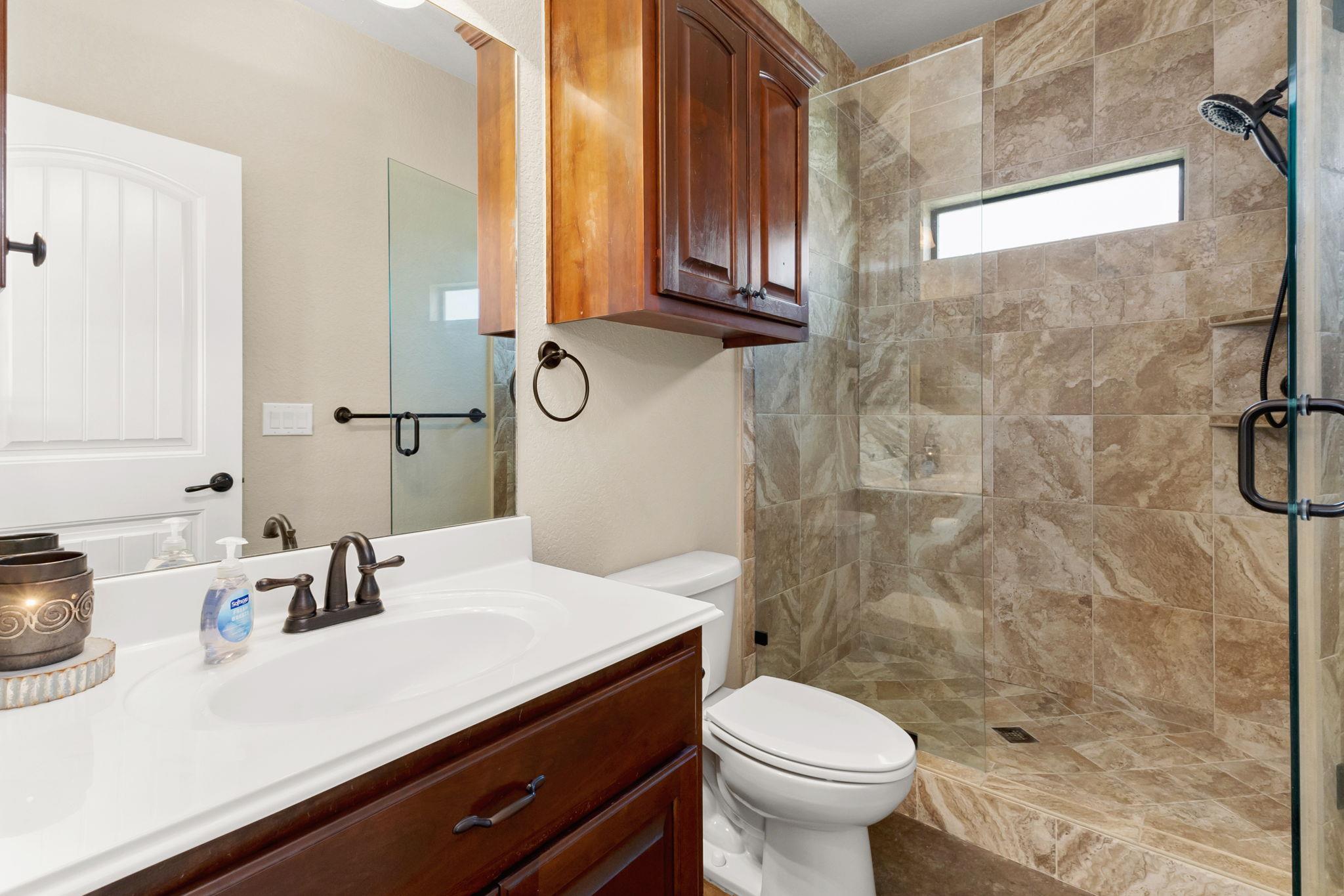 Image 13 of 32 For 2298 Sungate Dr