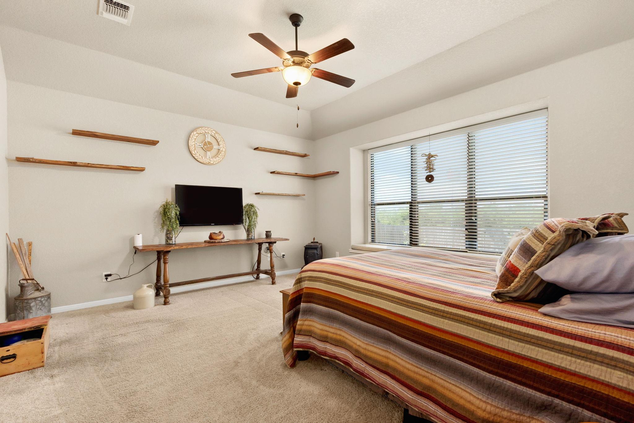 Image 15 of 32 For 2298 Sungate Dr