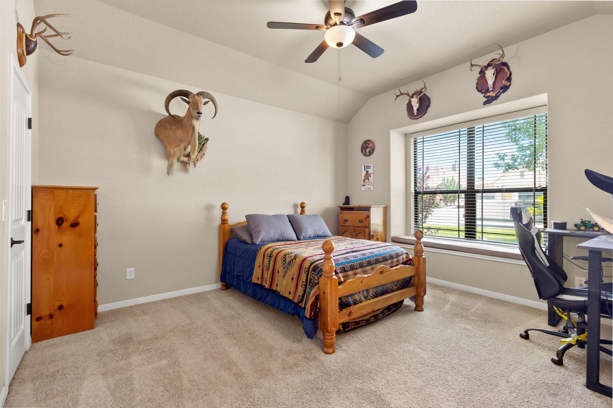 Image 21 of 32 For 2298 Sungate Dr