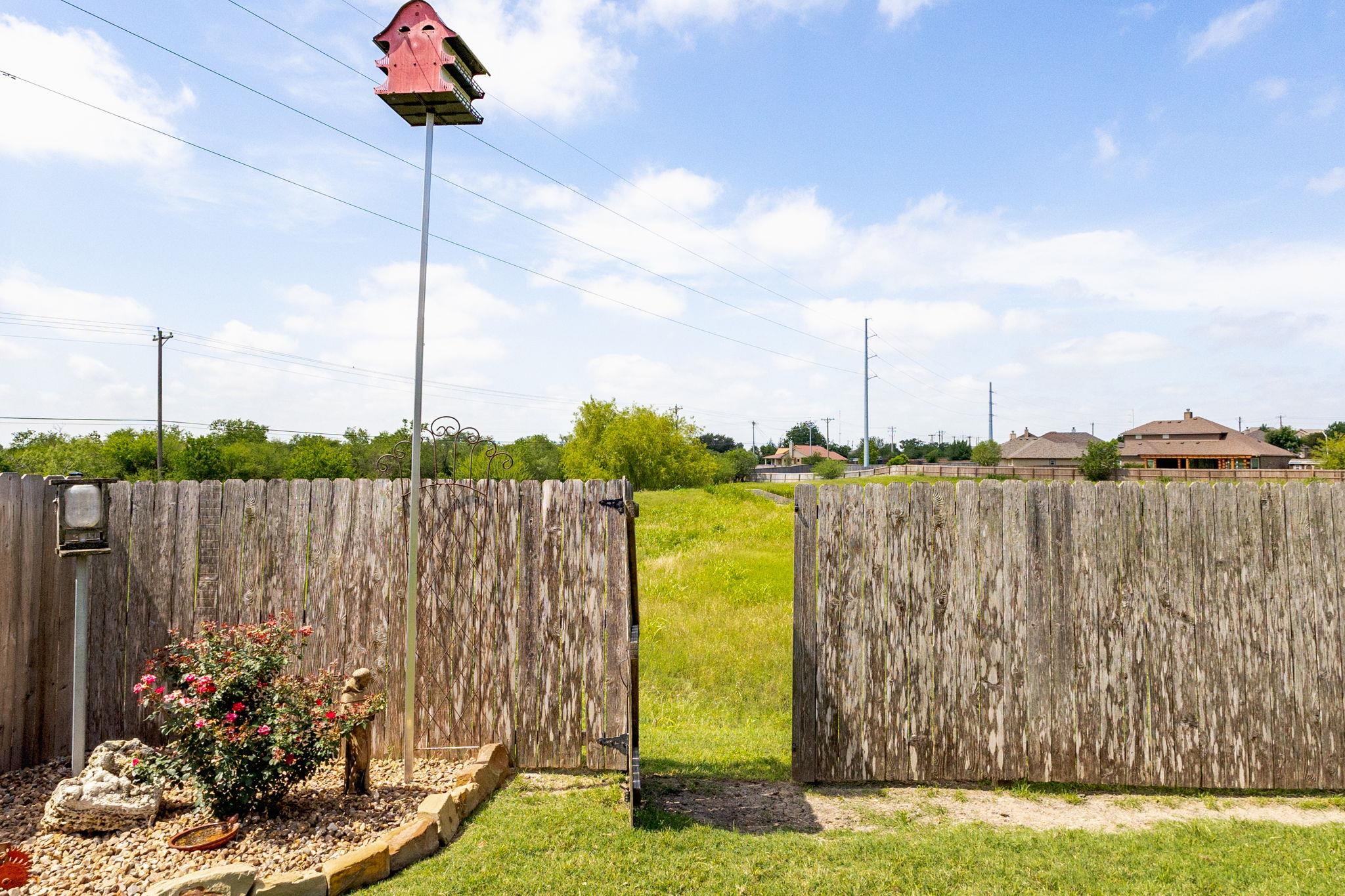 Image 30 of 32 For 2298 Sungate Dr