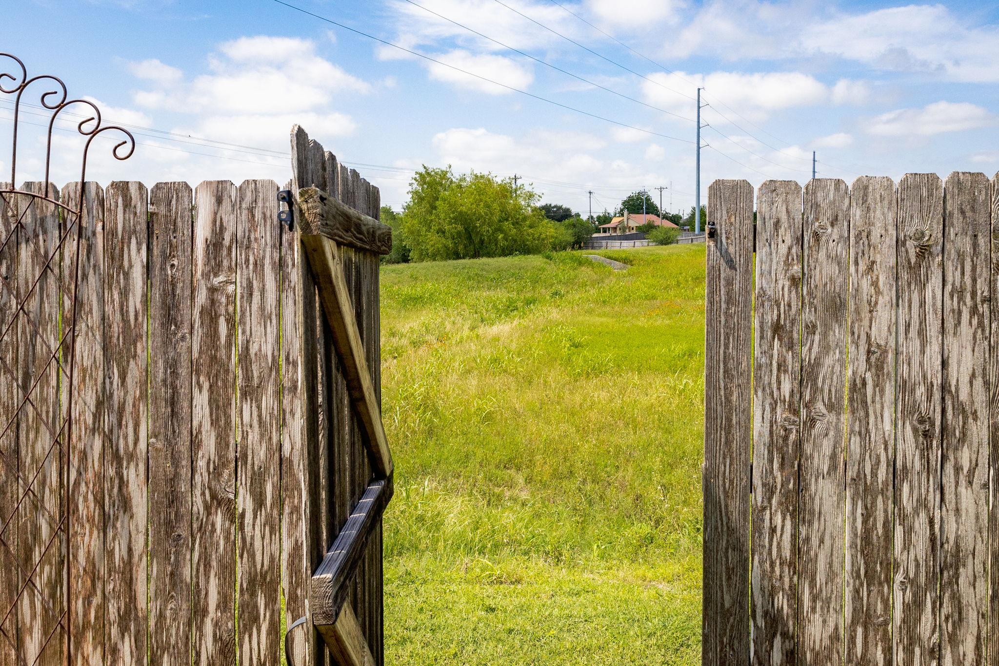 Image 31 of 32 For 2298 Sungate Dr