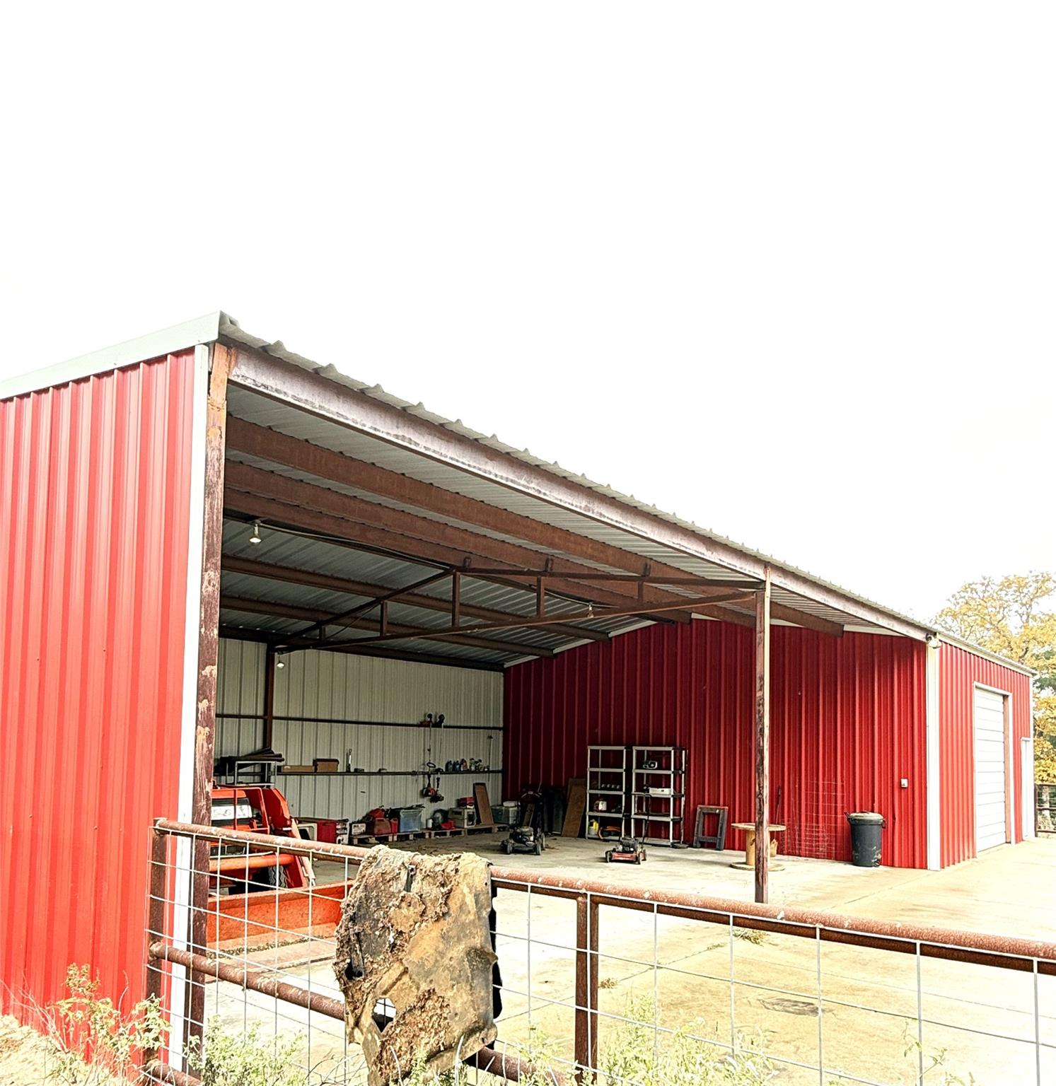 Image 6 of 33 For 11791 Silver Springs Rd